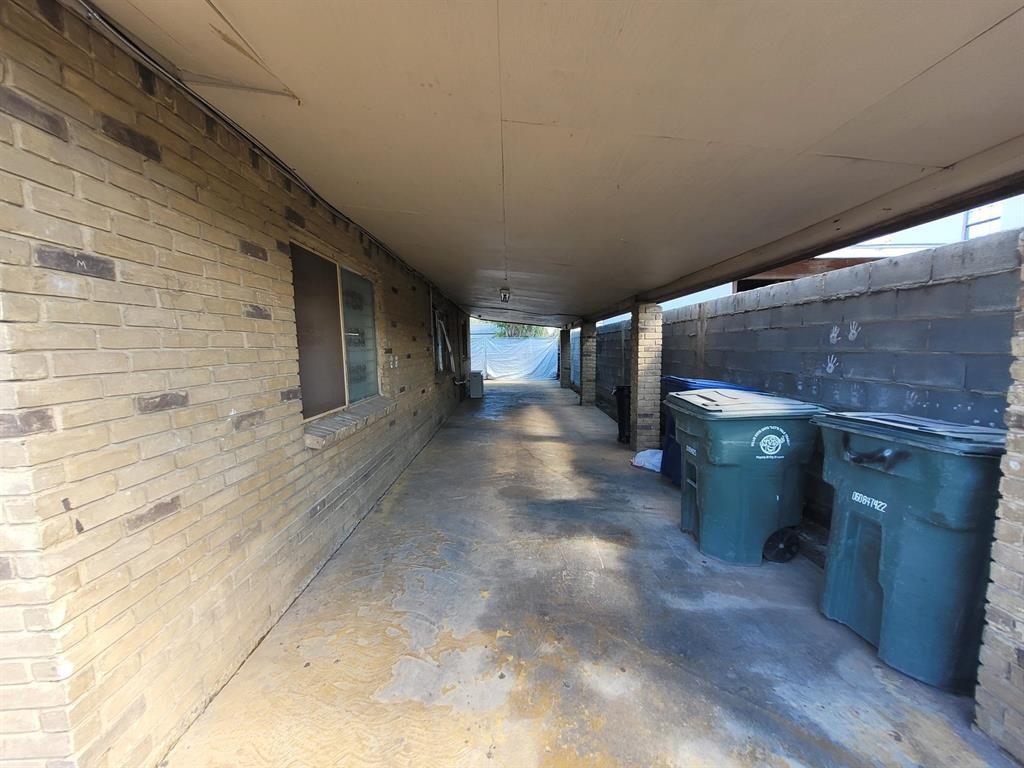1518 Scott St 1 Property Photo 12