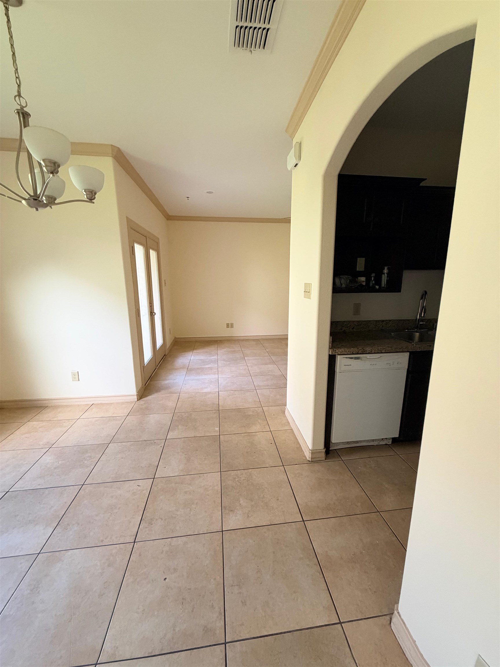 10510 Sandia Dr 603 Property Photo 5