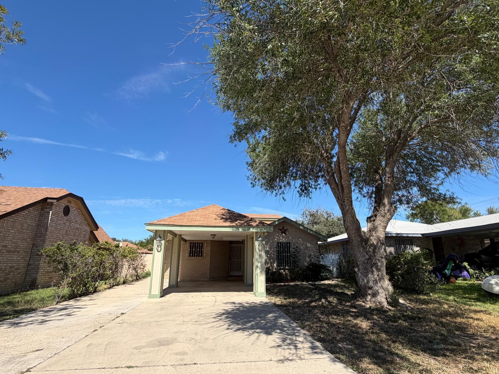 1504 Agave Dr Property Photo 1
