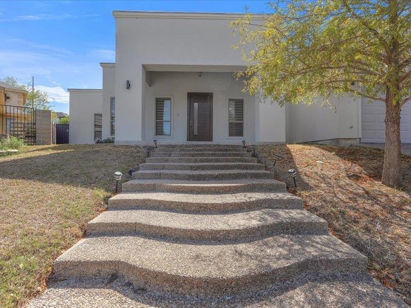 9019 Siller Lp Property Photo 1