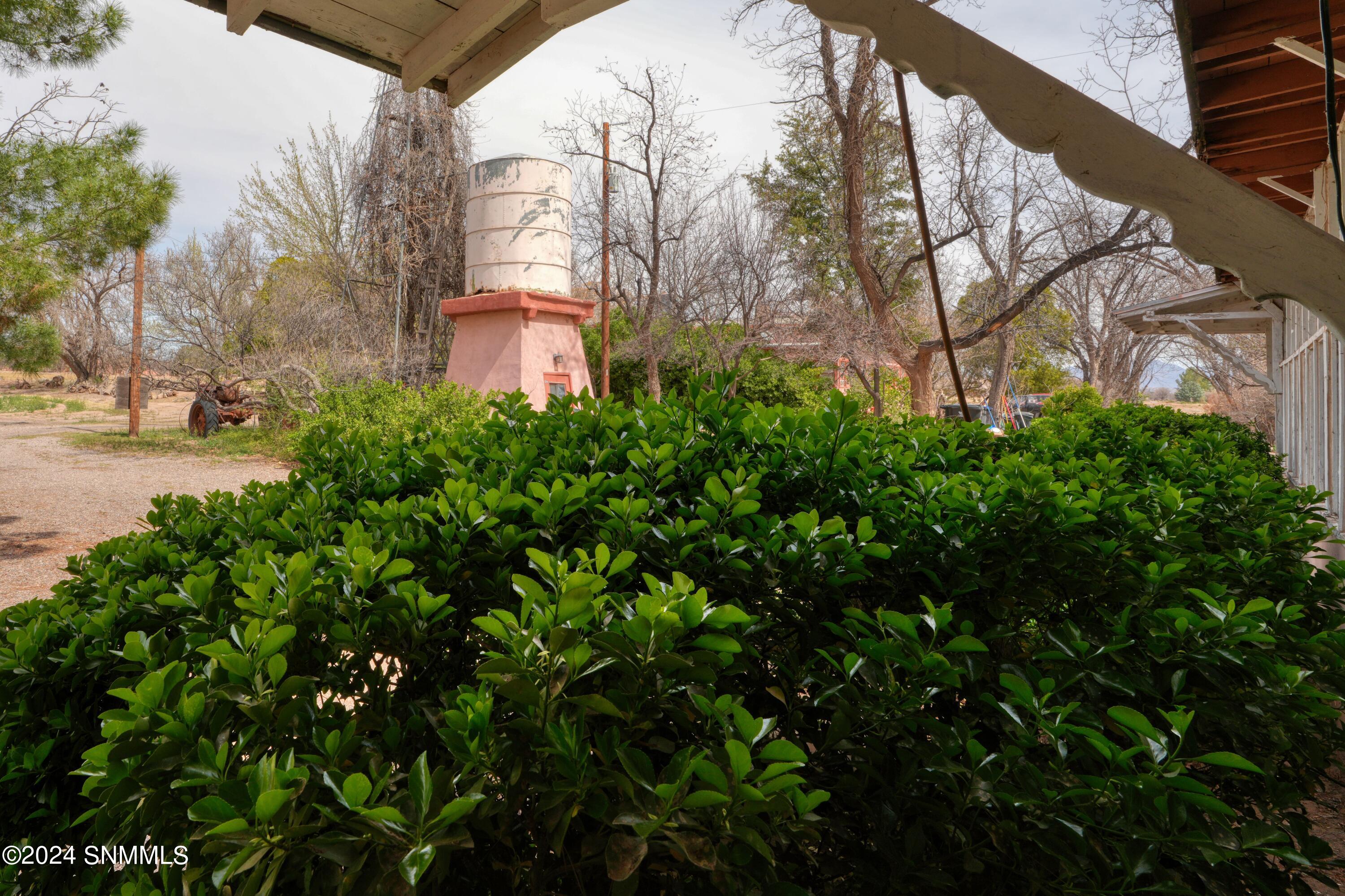2090 Snow Road Property Photo 14