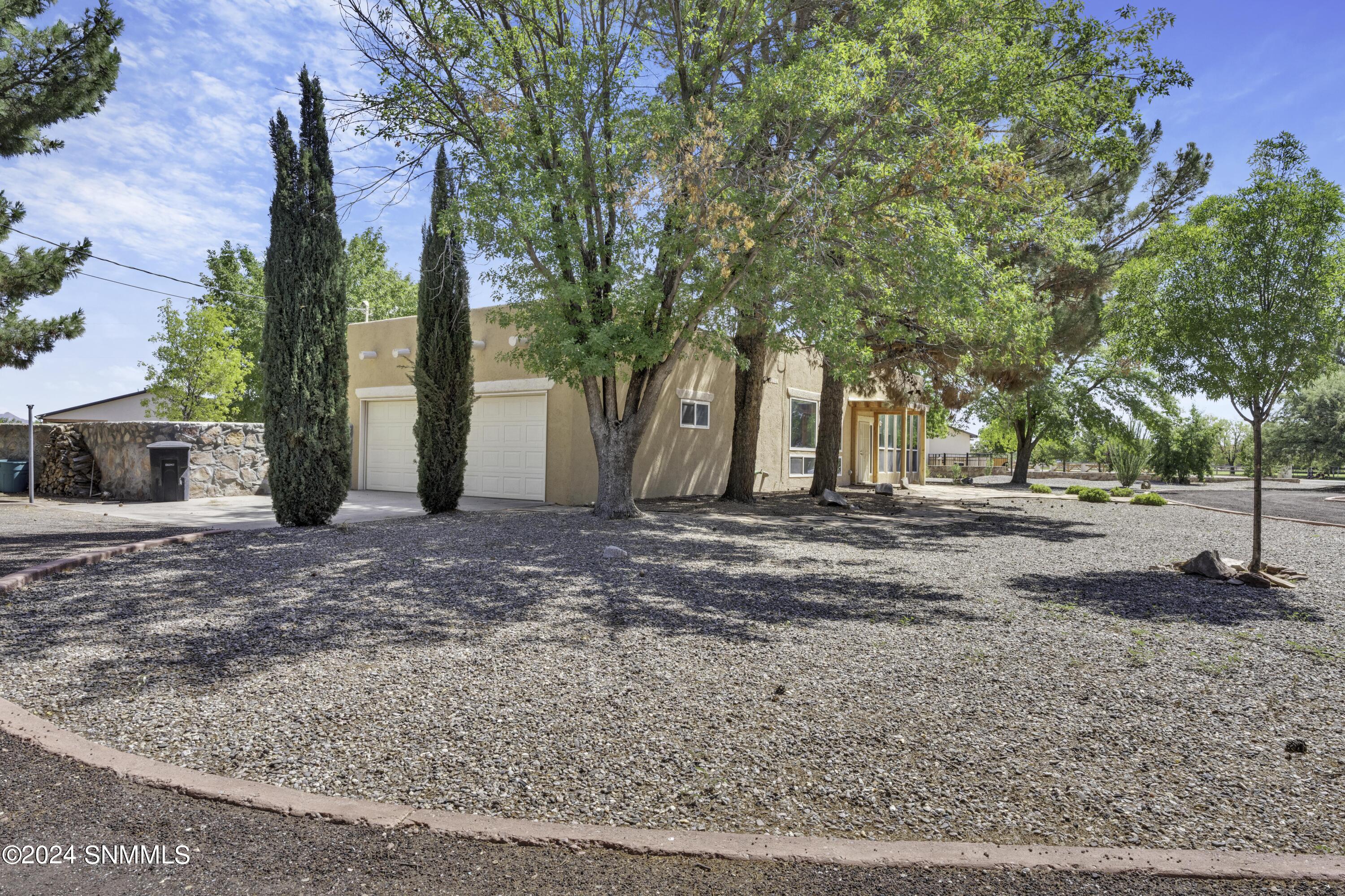 4208 Escondido Lane Property Photo 3