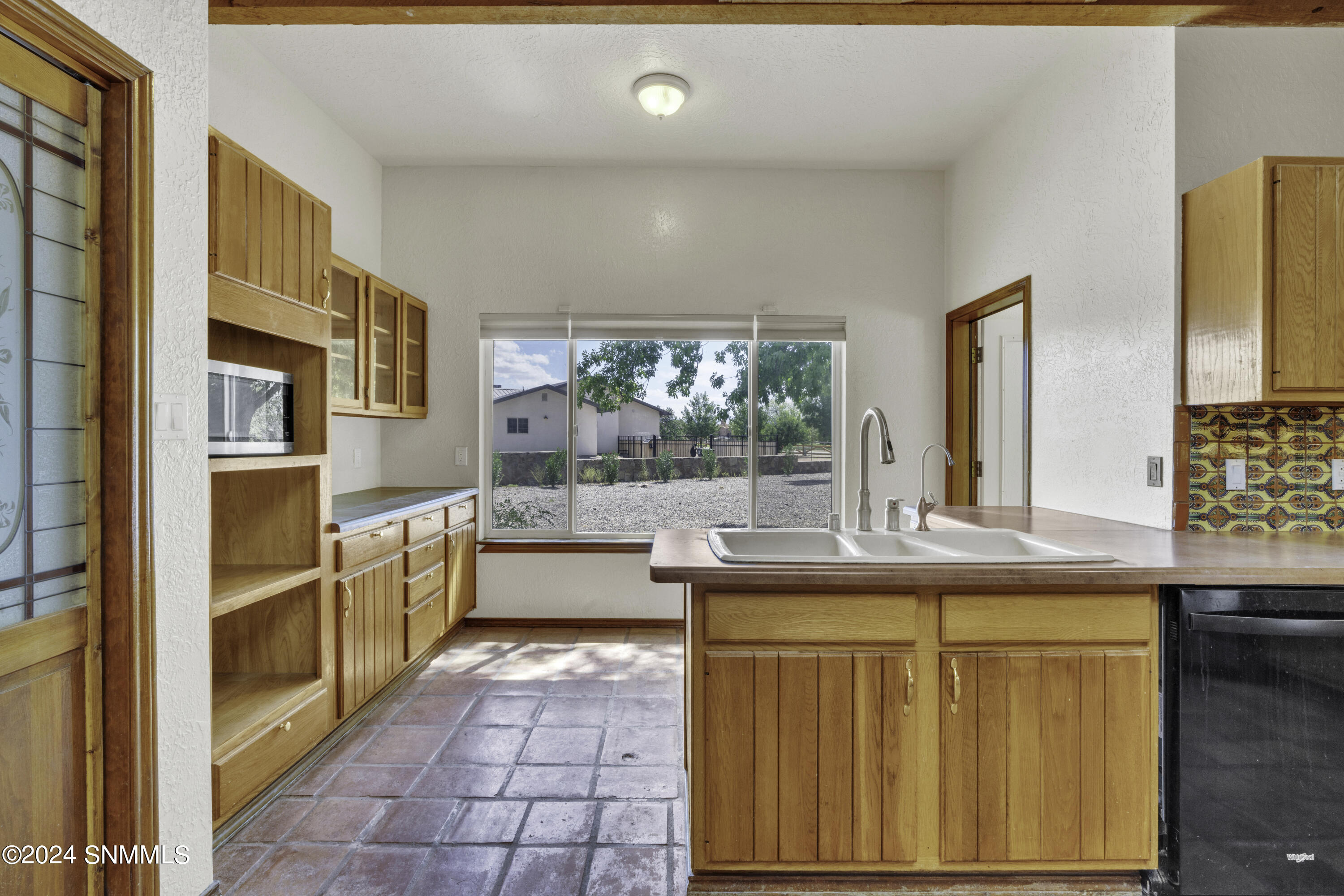 4208 Escondido Lane Property Photo 6