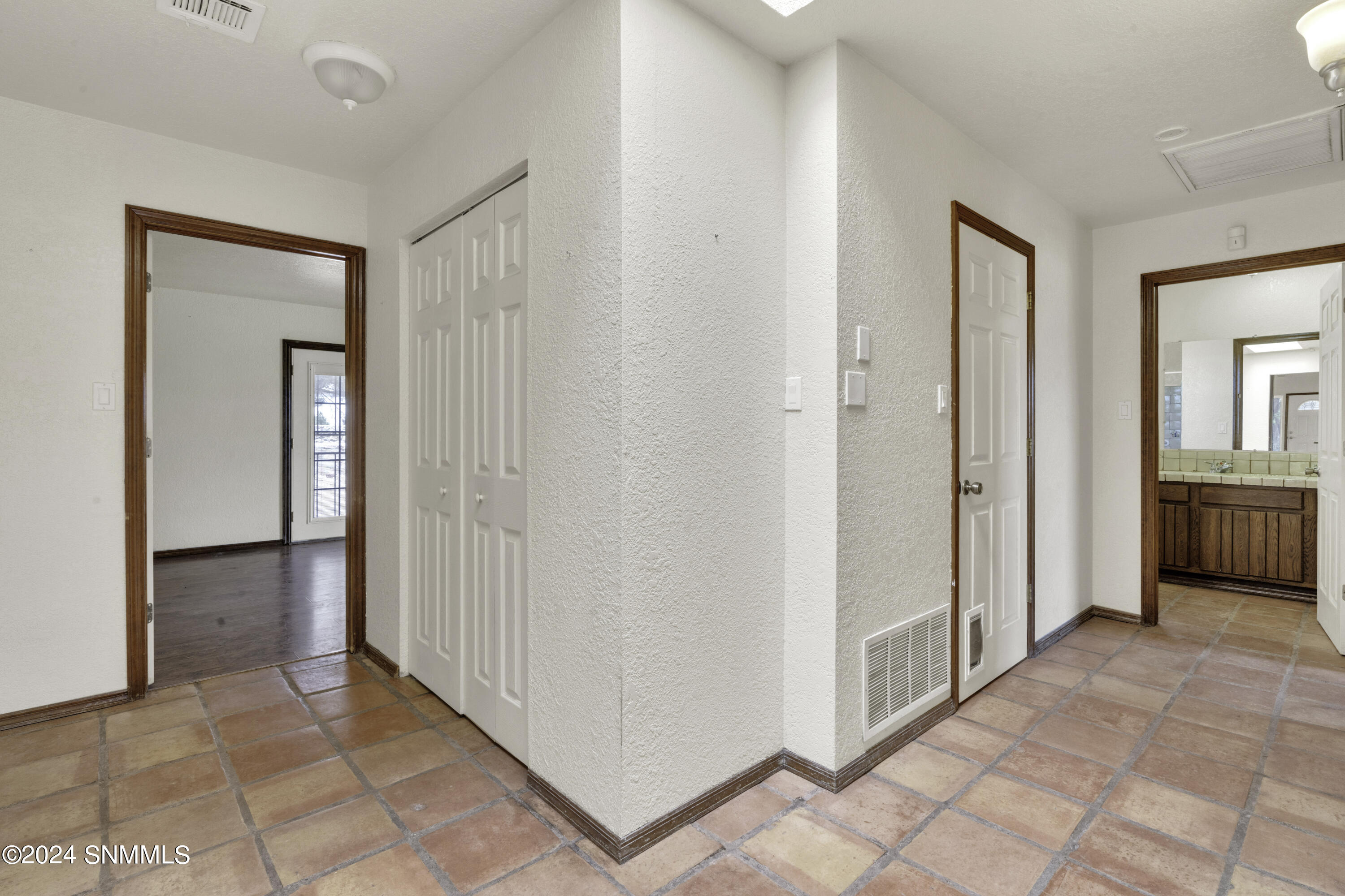 4208 Escondido Lane Property Photo 12