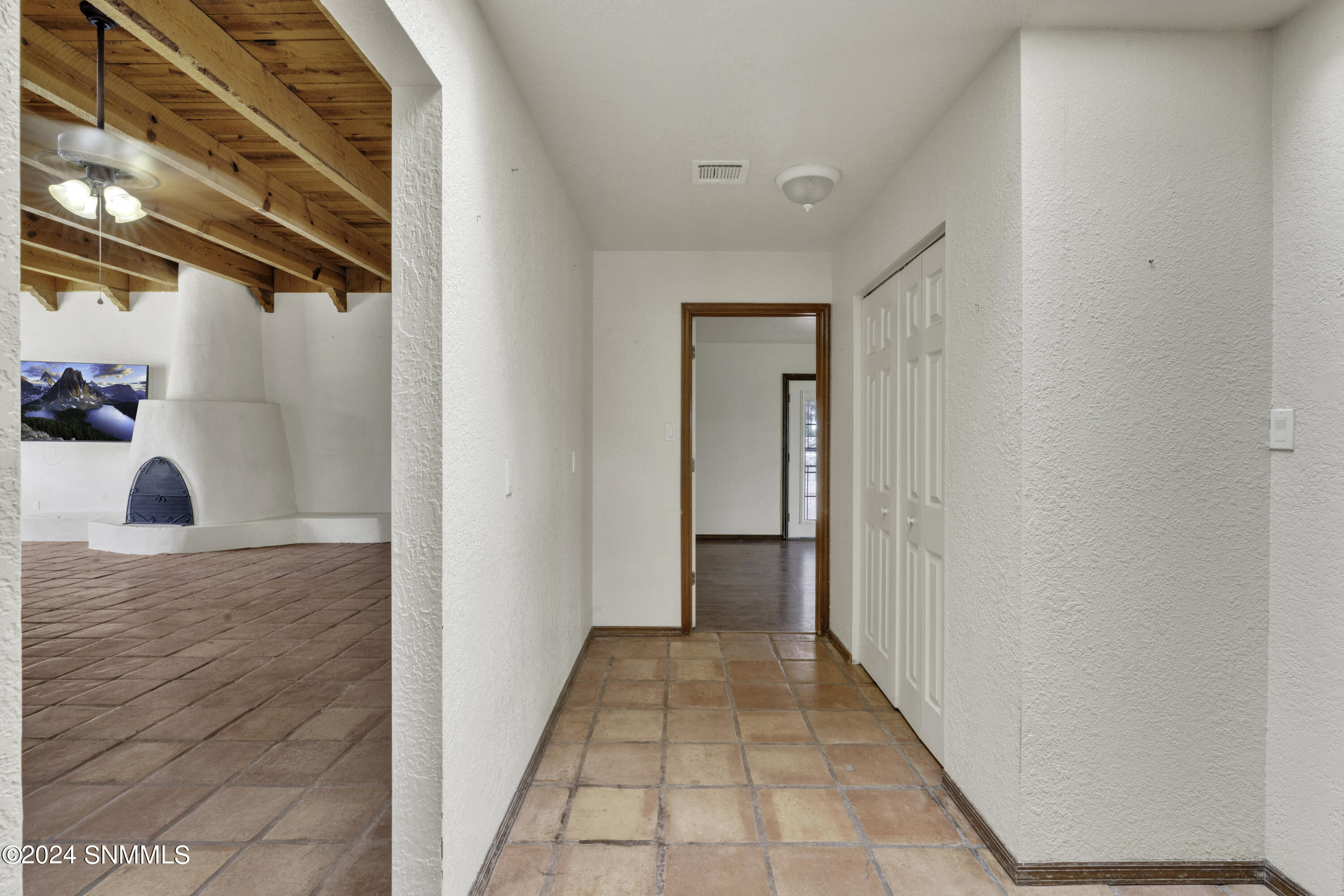 4208 Escondido Lane Property Photo 13
