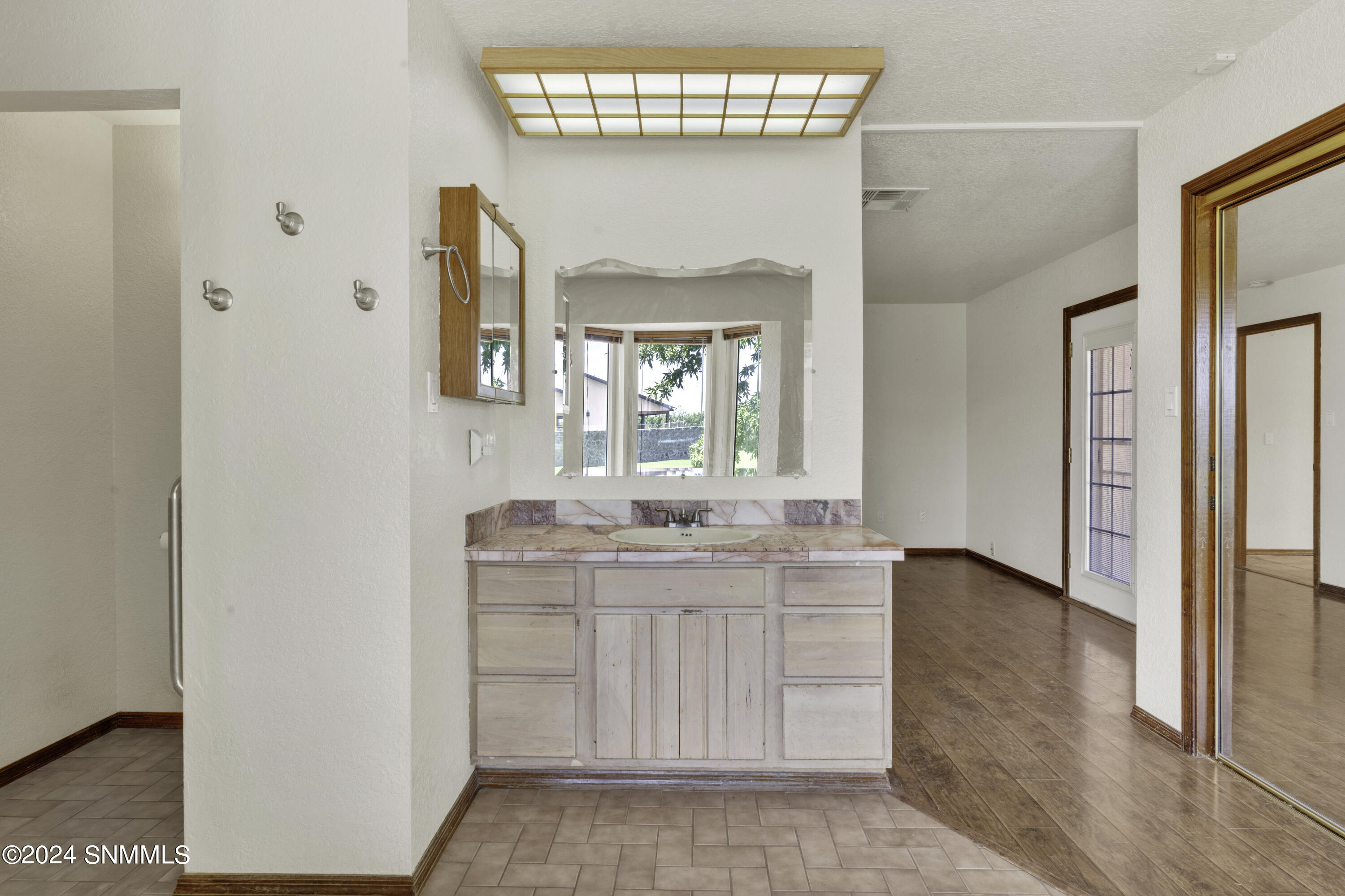 4208 Escondido Lane Property Photo 24