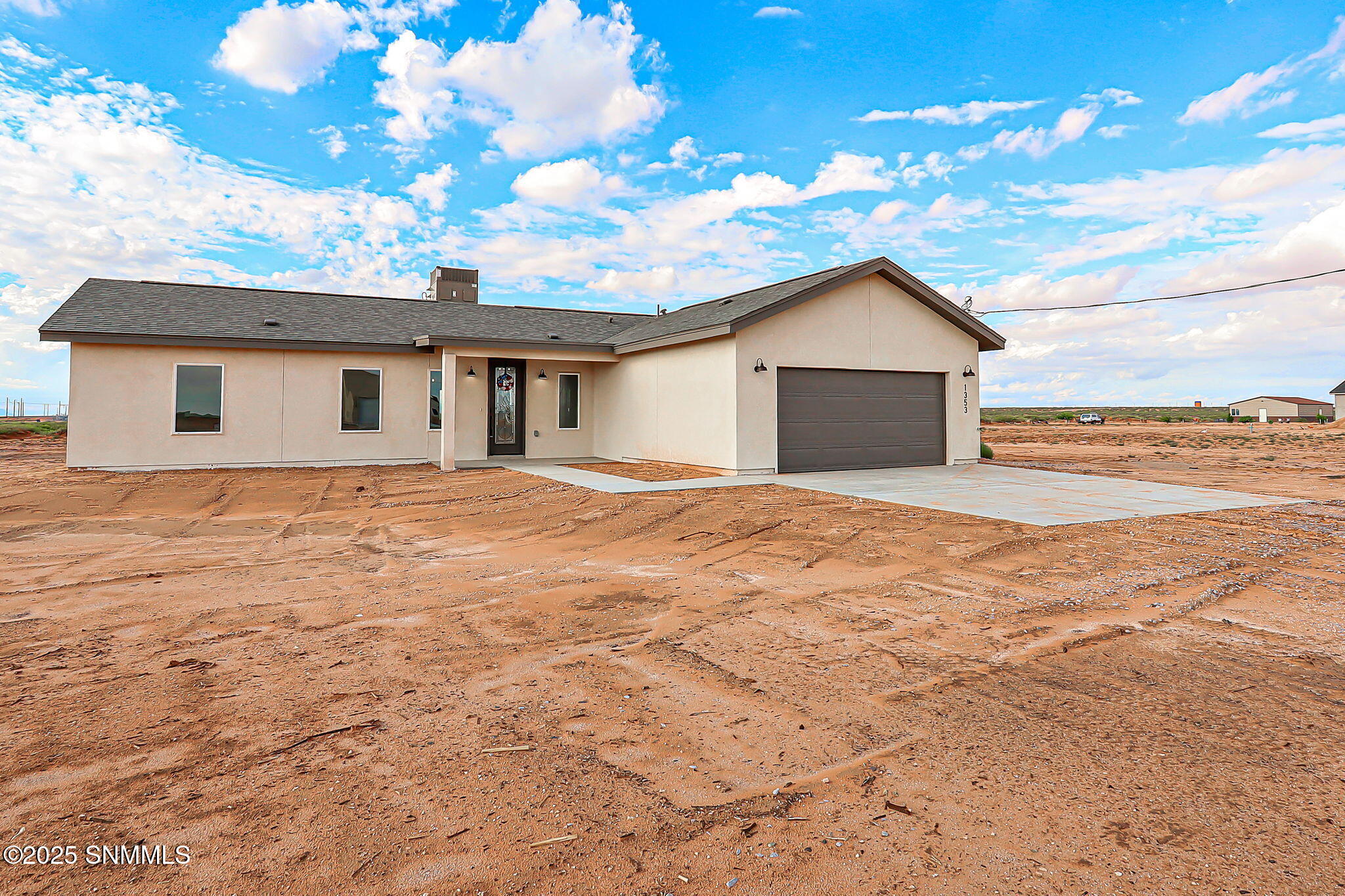 1353 Thar Desert Drive Property Photo 1