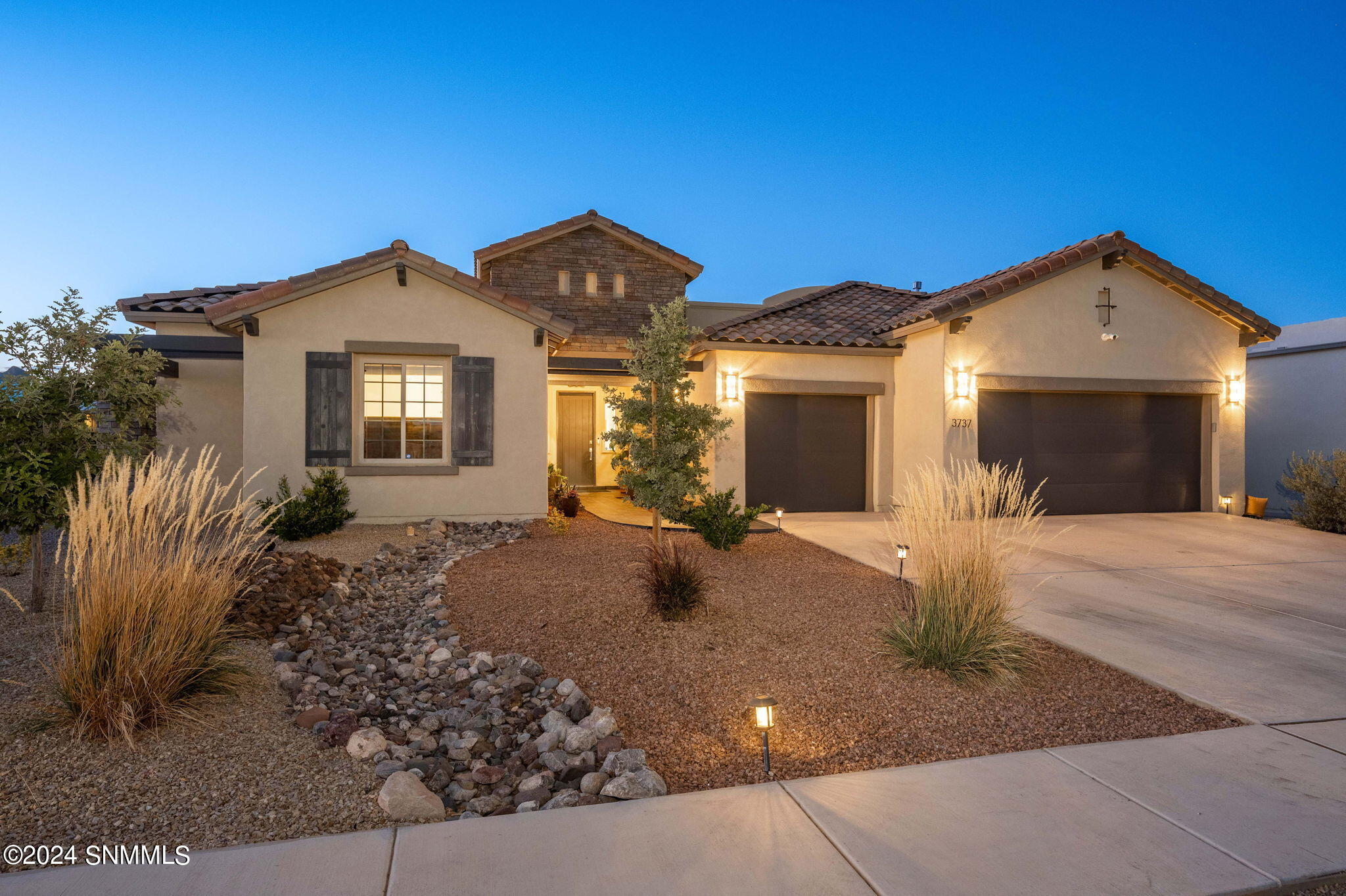 3737 Talon Avenue Property Photo