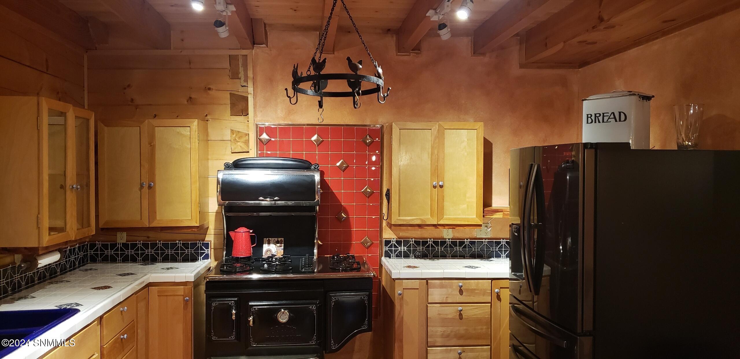 6 Kingston North Street Property Photo 28