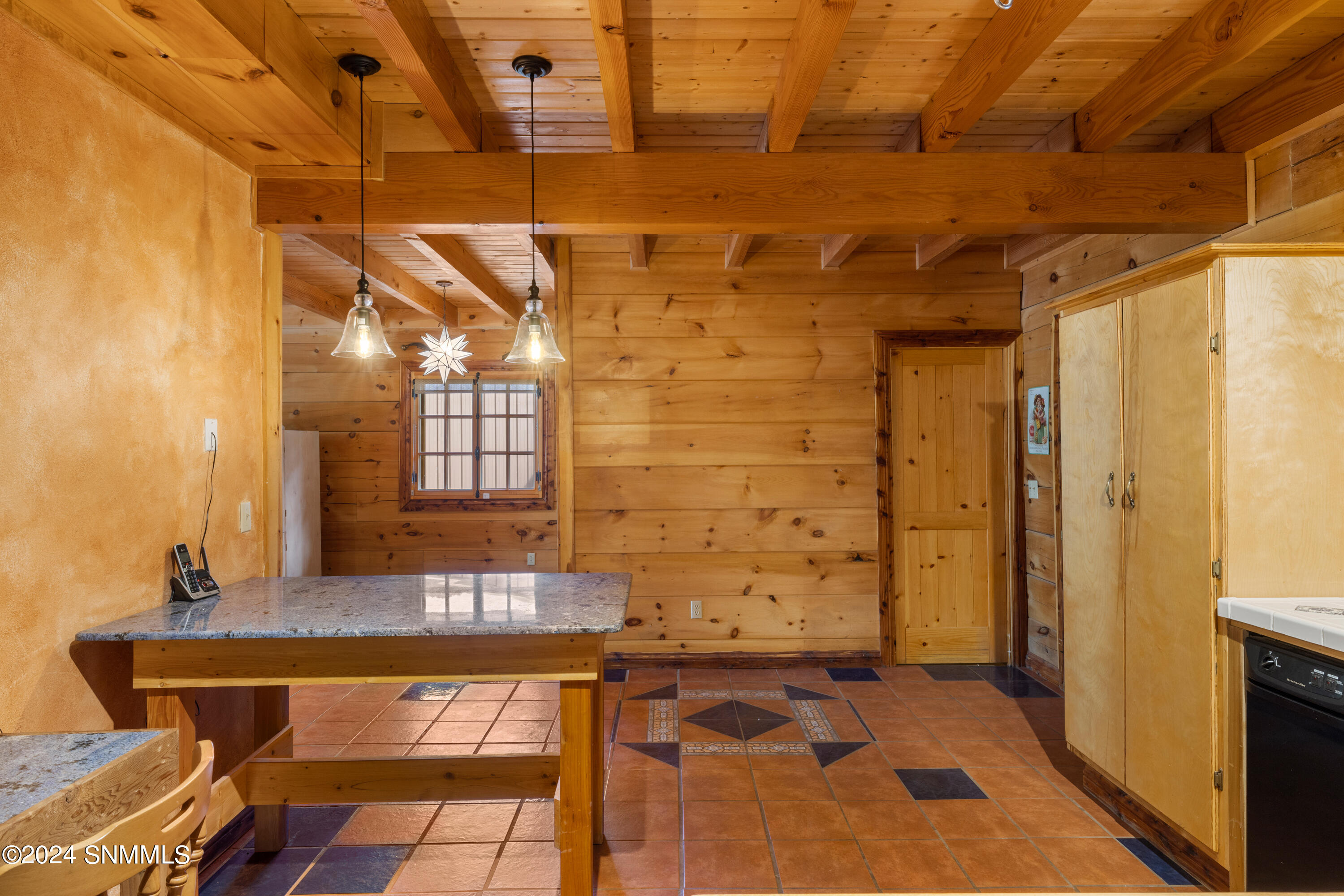 6 Kingston North Street Property Photo 30