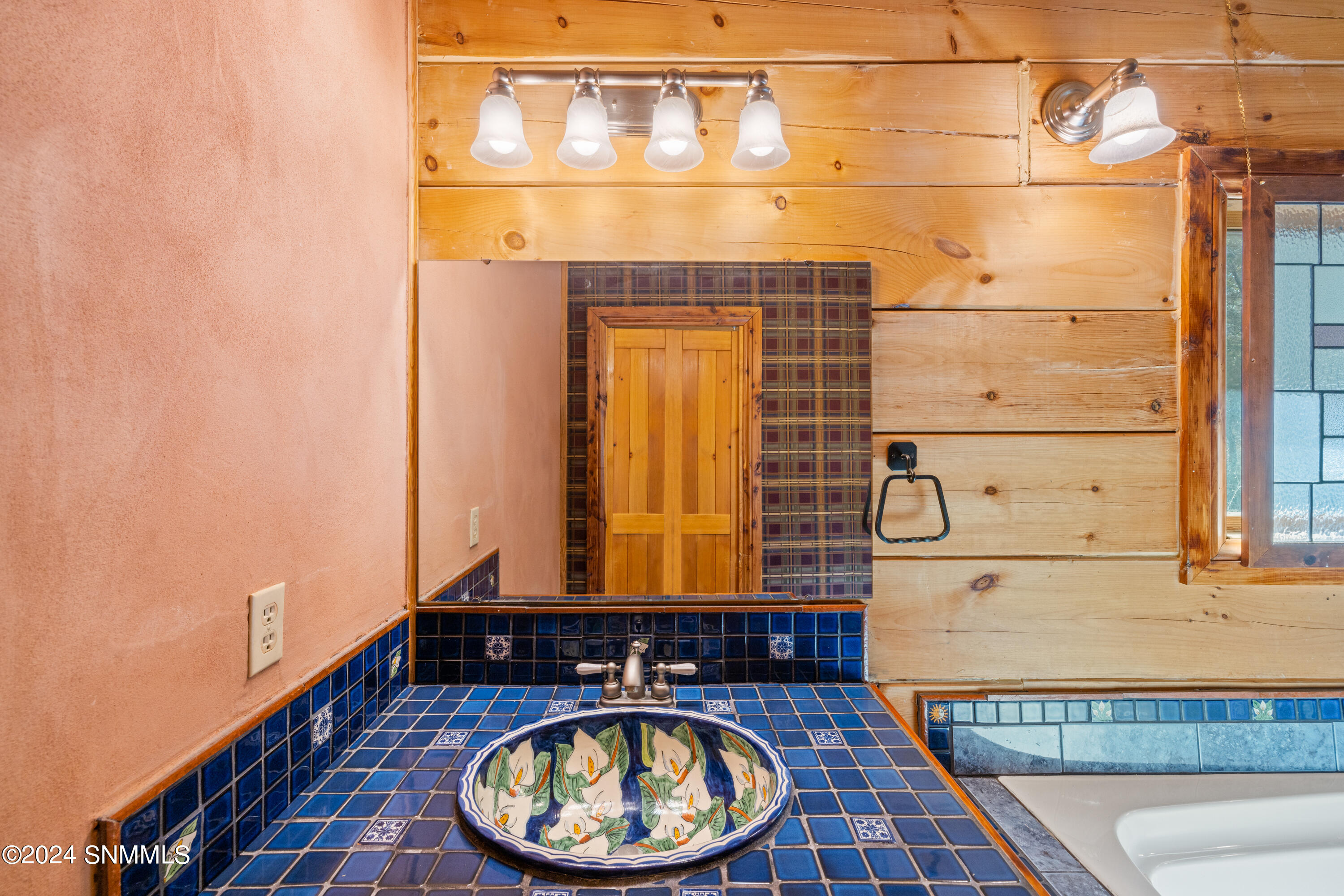 6 Kingston North Street Property Photo 41