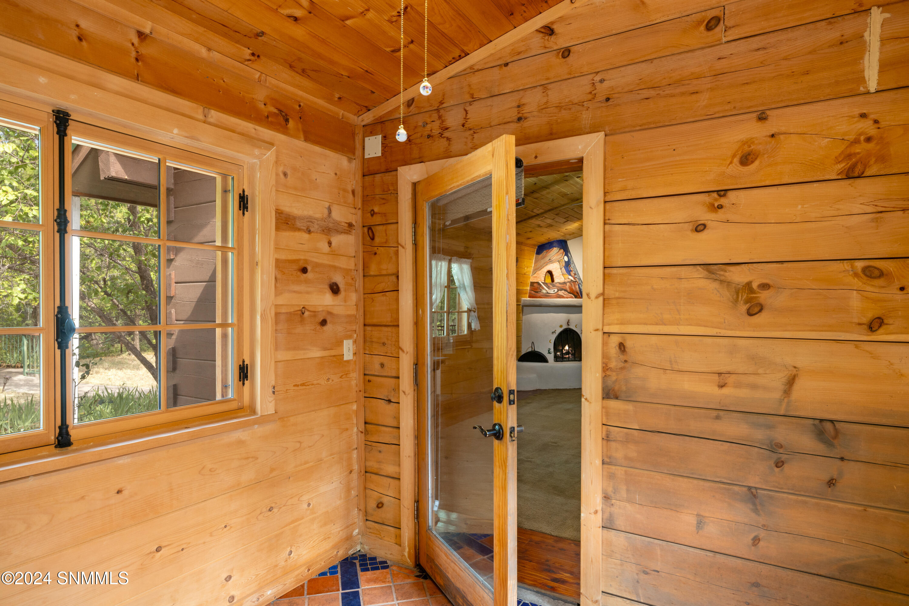 6 Kingston North Street Property Photo 44