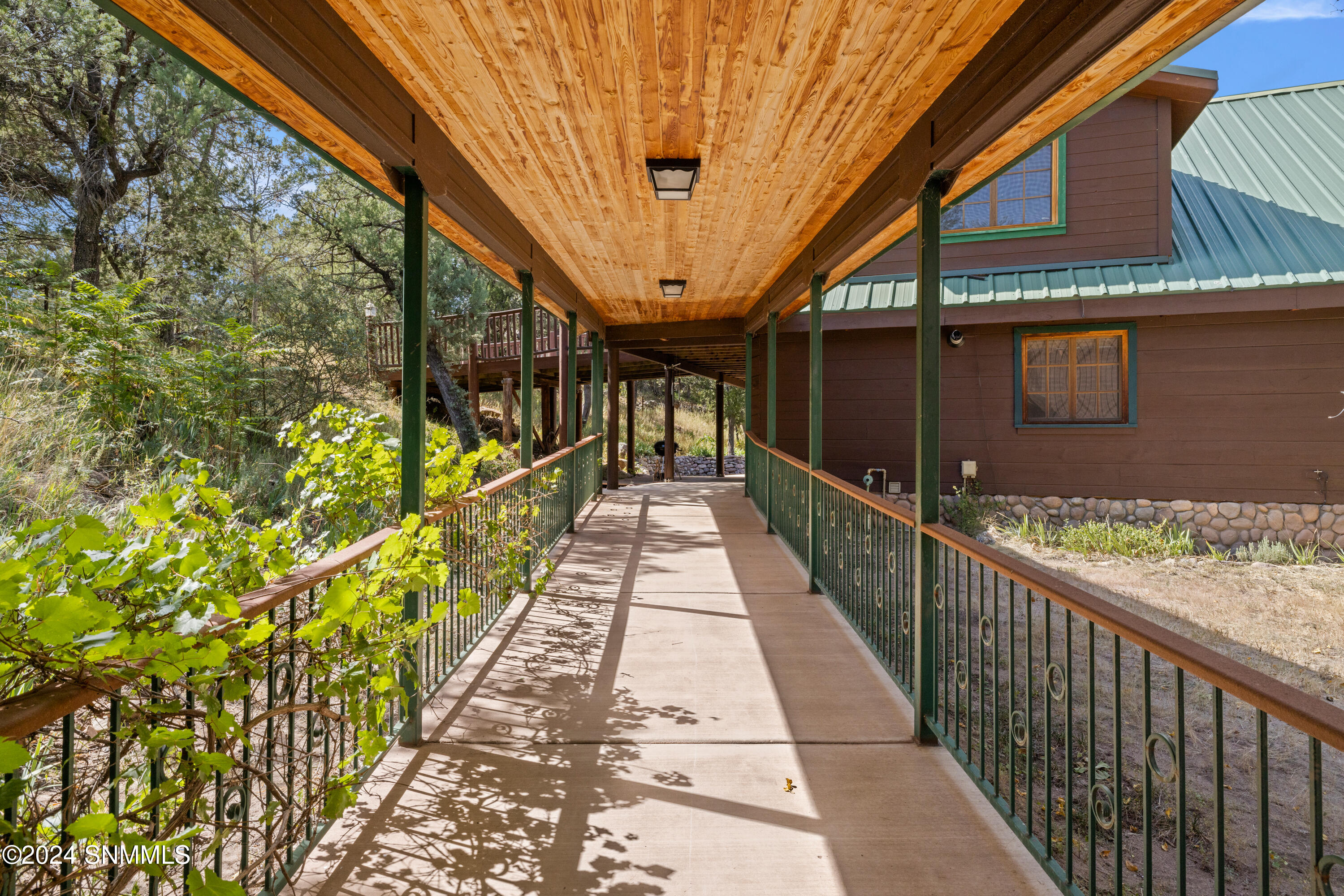 6 Kingston North Street Property Photo 74