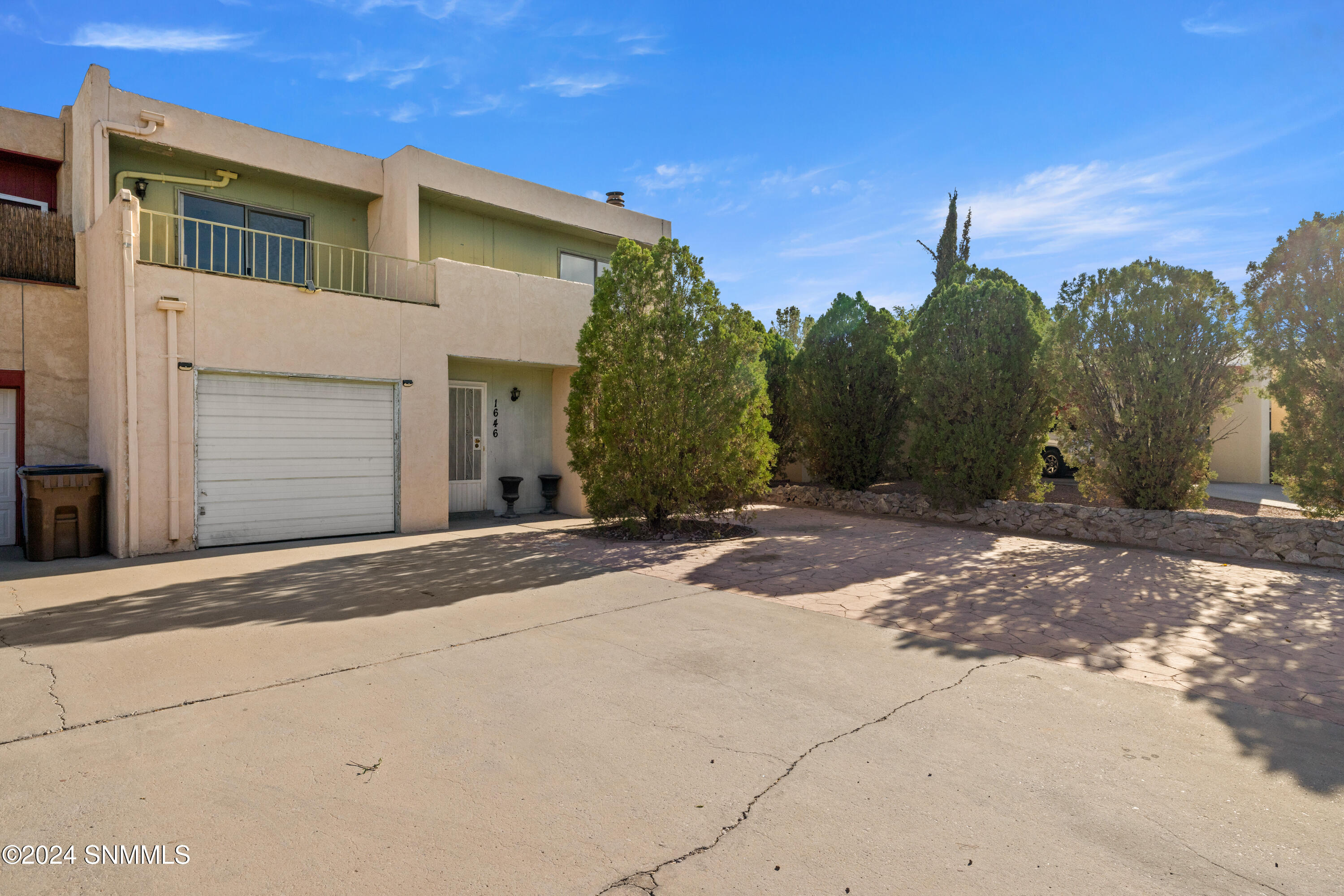 1646 Mountain View Avenue Property Photo 3