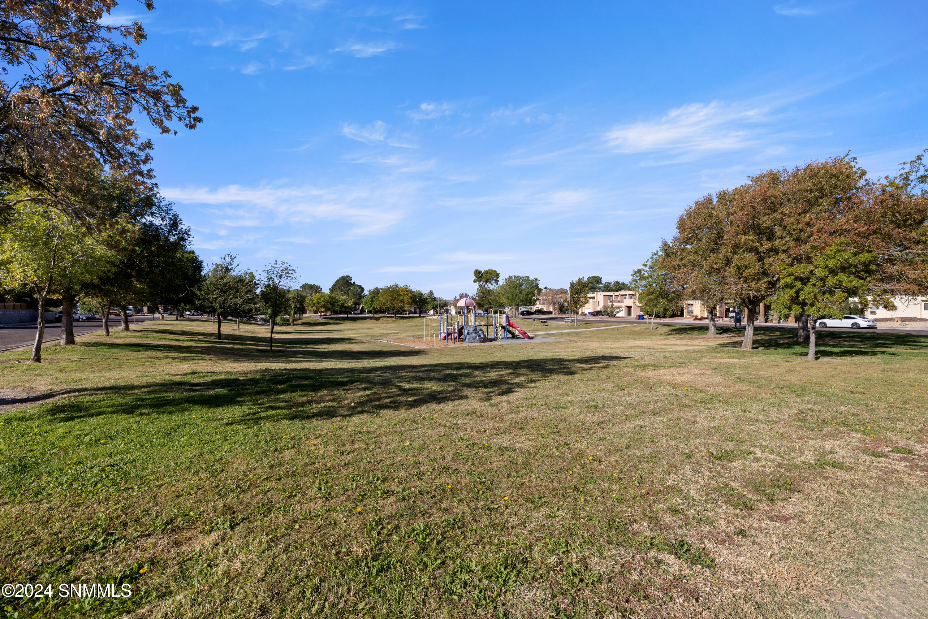 1646 Mountain View Avenue Property Photo 4