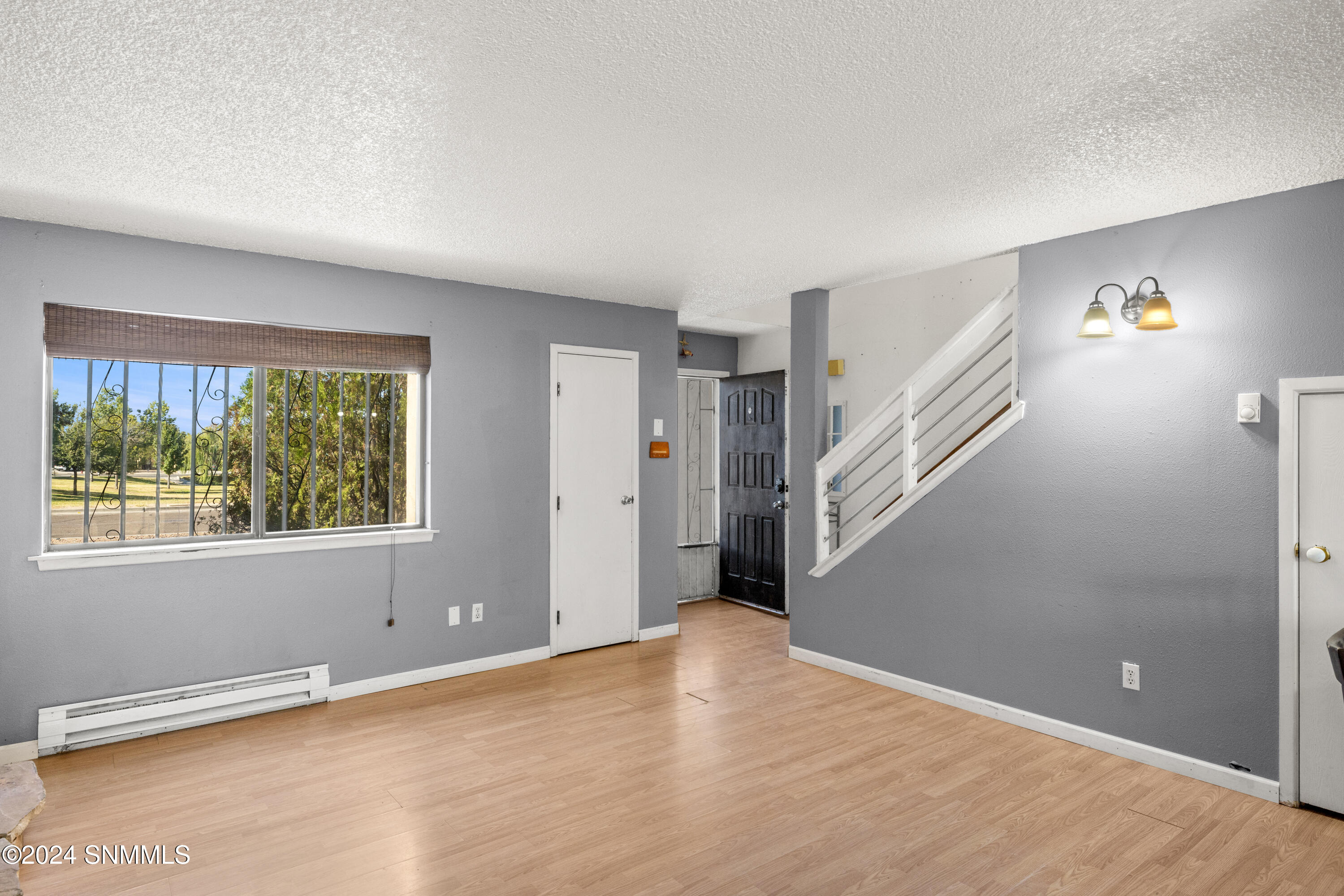 1646 Mountain View Avenue Property Photo 8