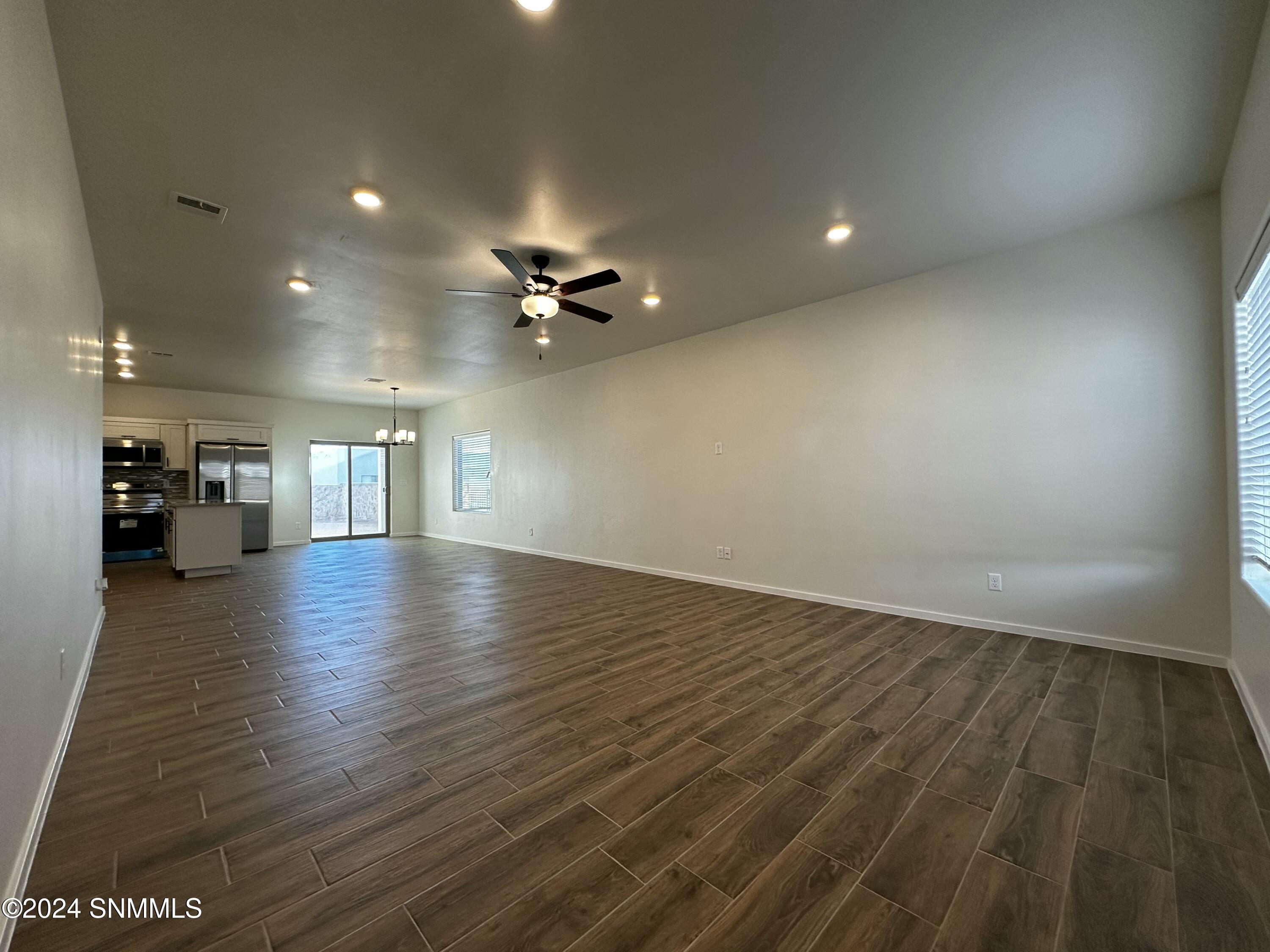 3818 Yestereve Lane Property Photo 3