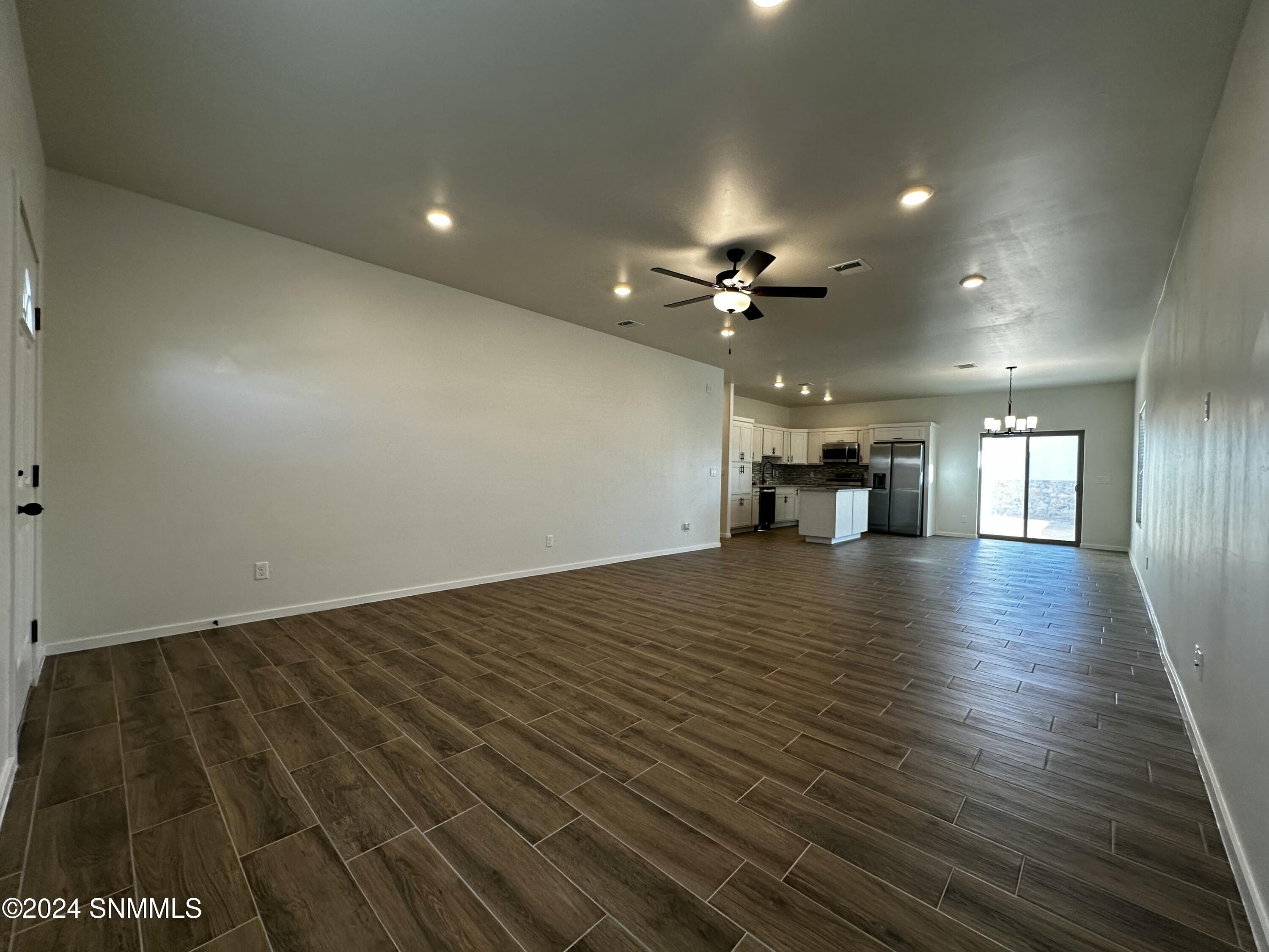 3818 Yestereve Lane Property Photo 4