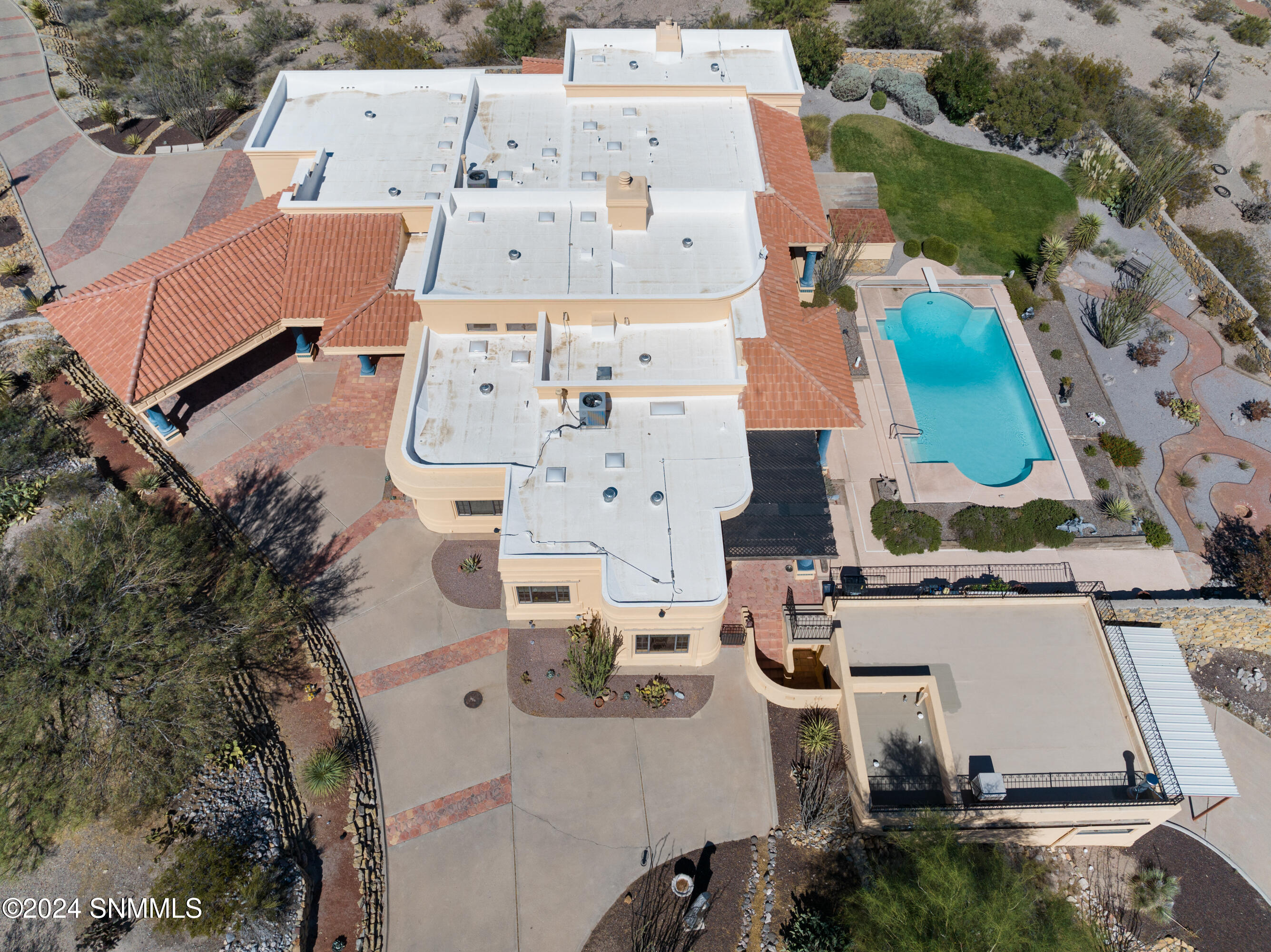 6720 Raasaf Circle Property Photo 2