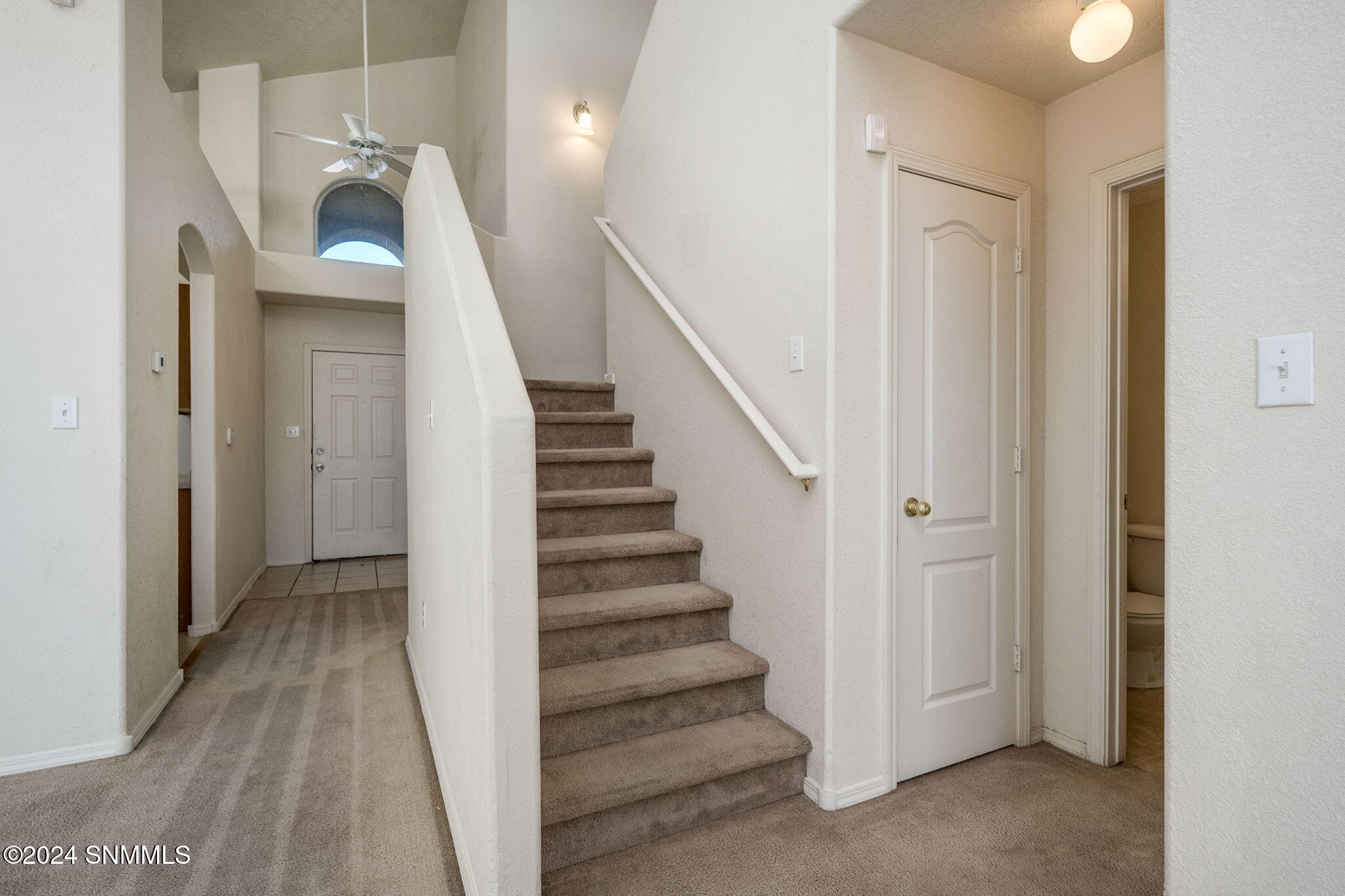 2113 Windsor Place Property Photo 23