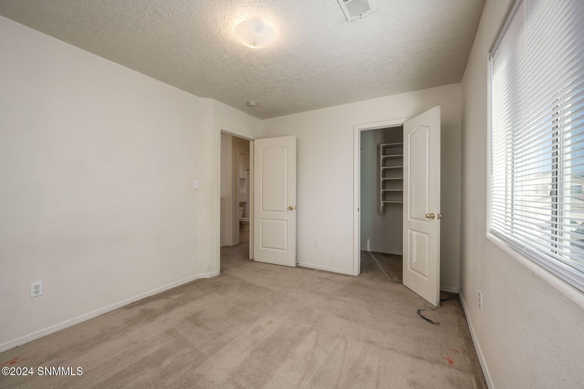 2113 Windsor Place Property Photo 30