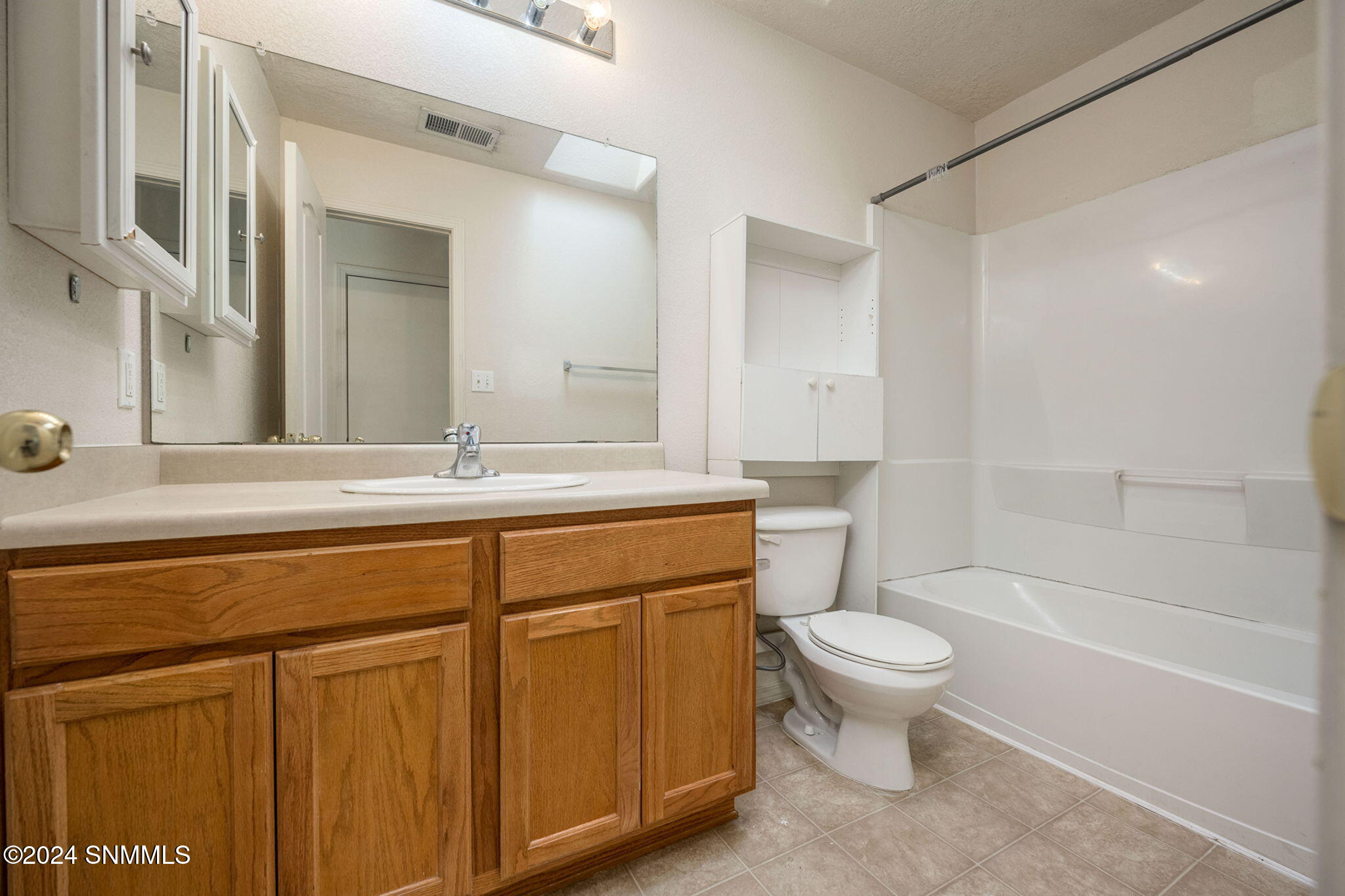 2113 Windsor Place Property Photo 31