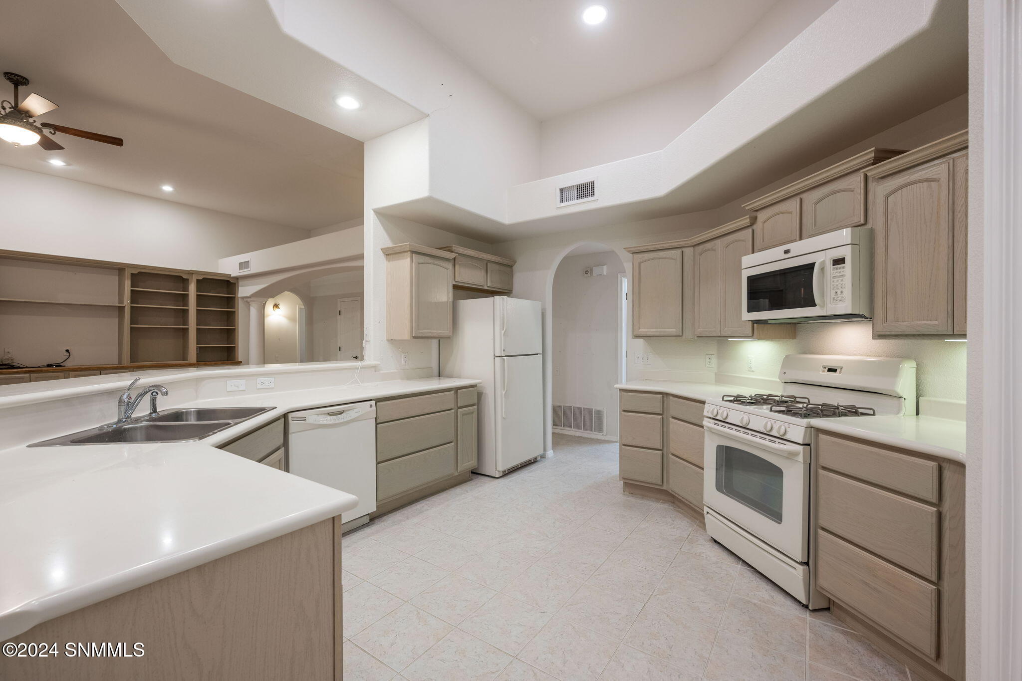 4277 Golden Sage Court Property Photo 15