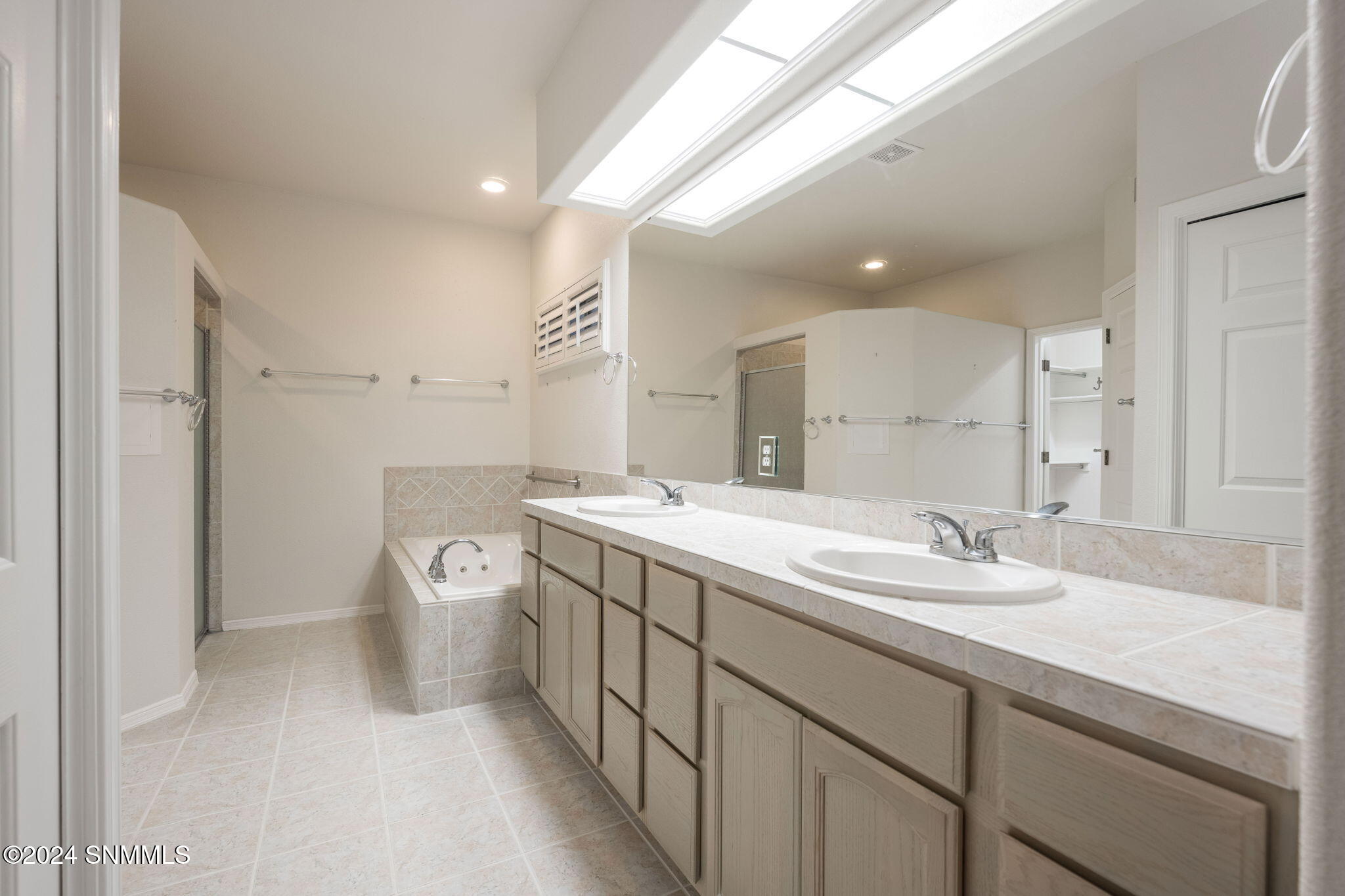 4277 Golden Sage Court Property Photo 25