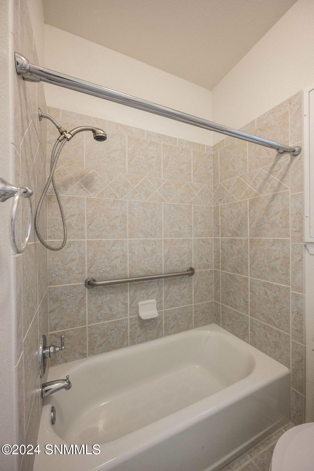 4277 Golden Sage Court Property Photo 35