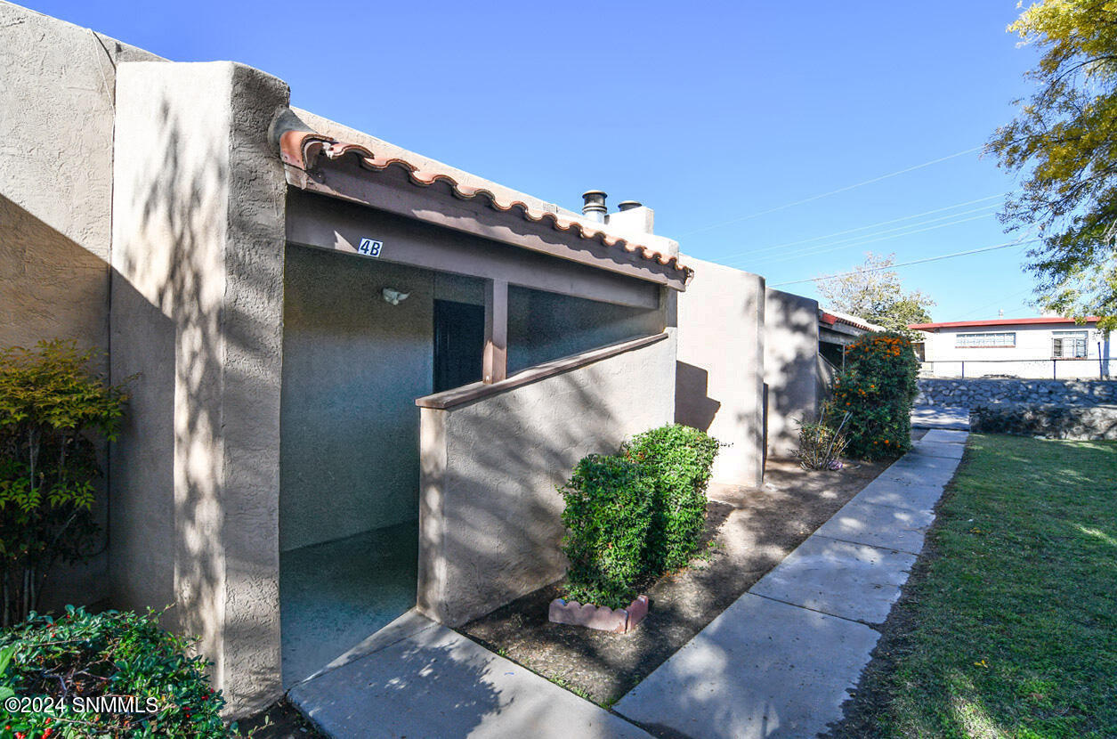 1345 E Branson Avenue 4b Property Photo