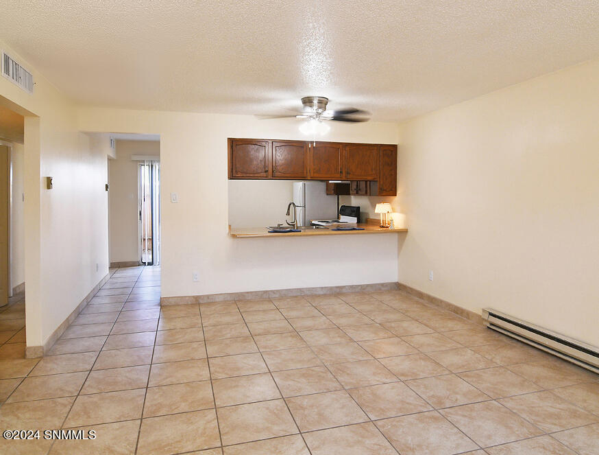 1345 E Branson Avenue 4b Property Photo 6