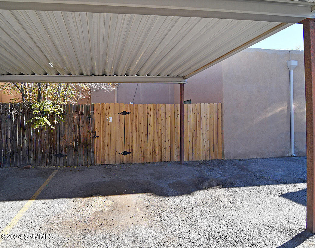 1345 E Branson Avenue 4b Property Photo 25