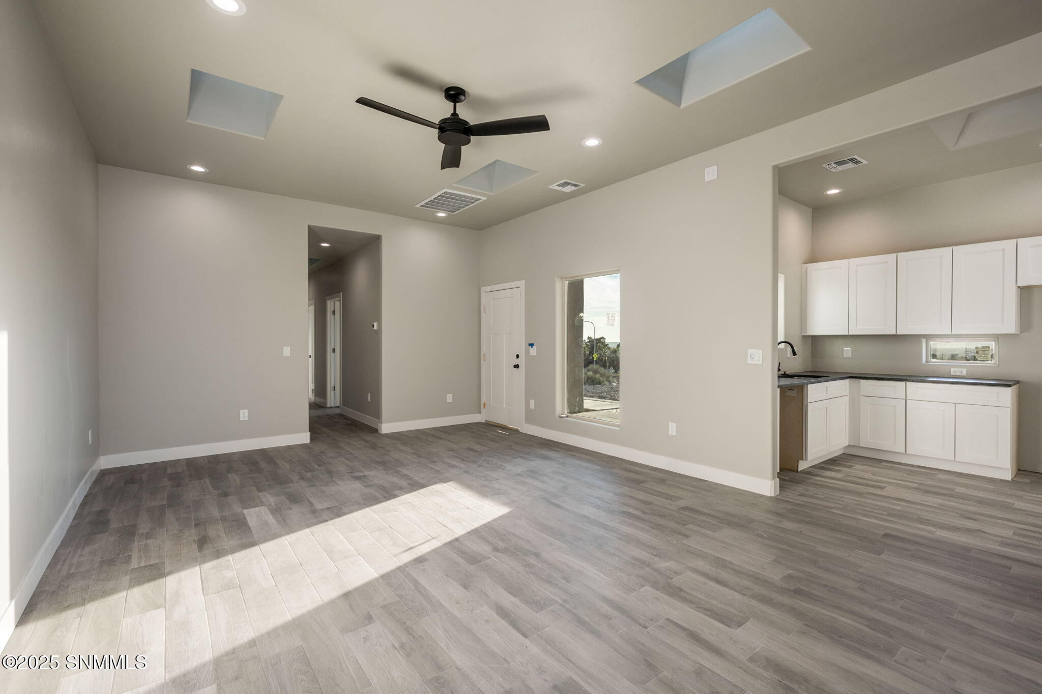 2924 Fairway Drive Property Photo 4