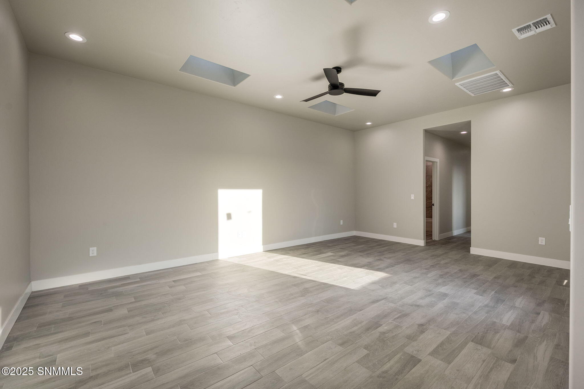 2924 Fairway Drive Property Photo 5