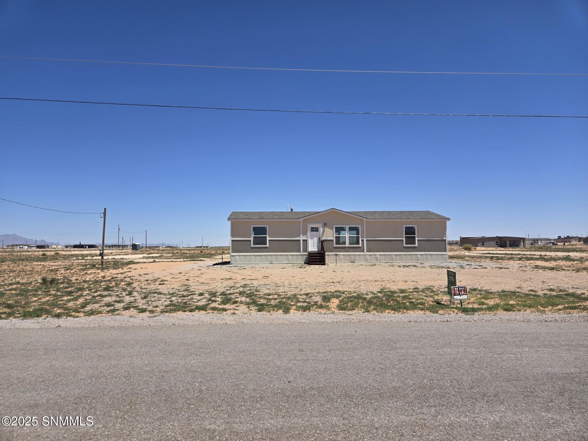 1413 Gobi Desert Drive Property Photo 1