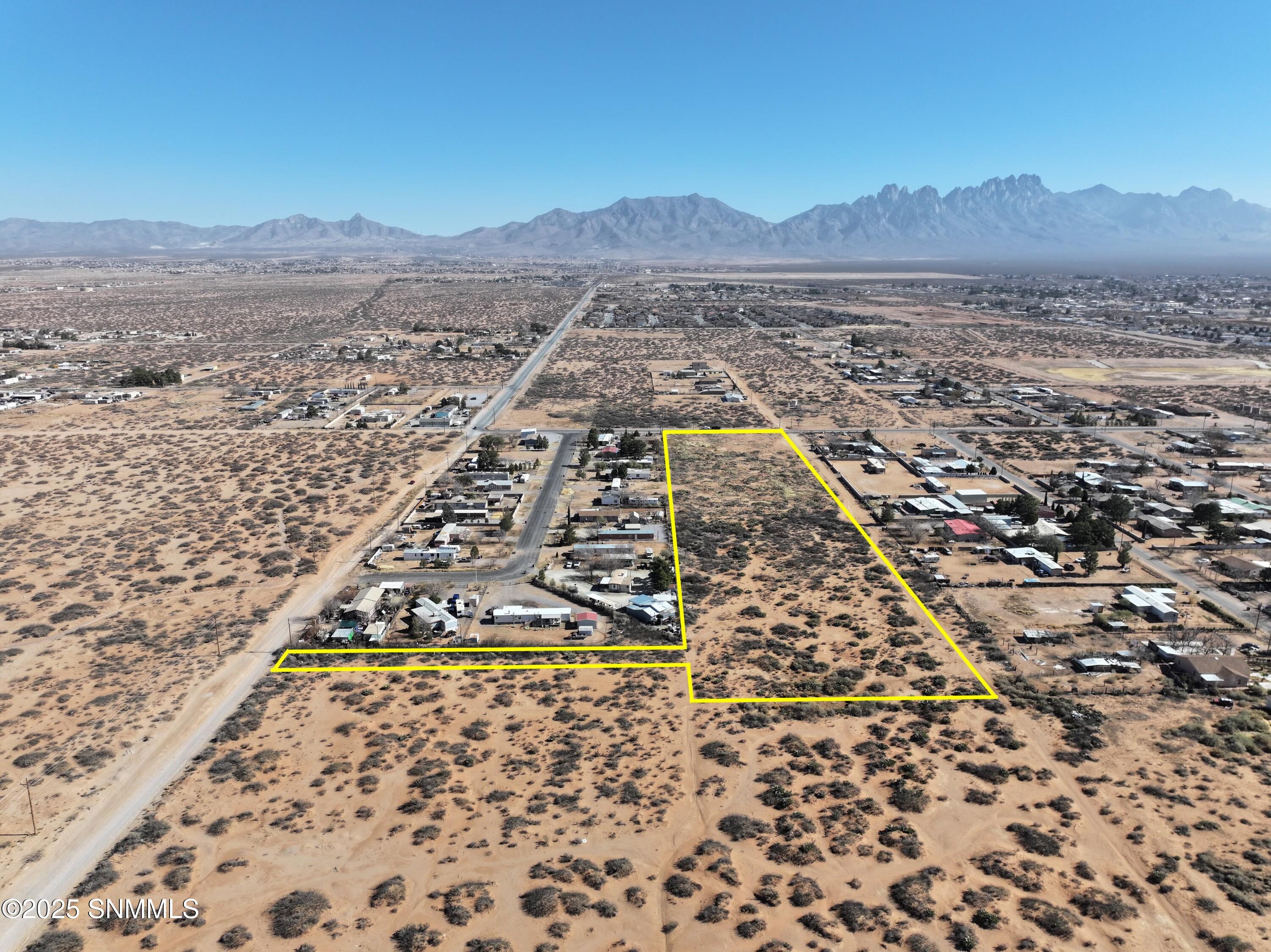 5811 Mesa Drive Property Photo 3