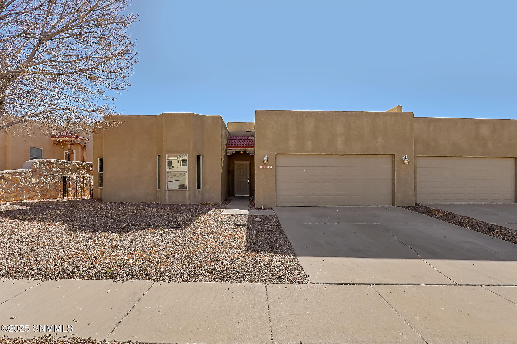 2214 Dakota Drive A Property Photo 1