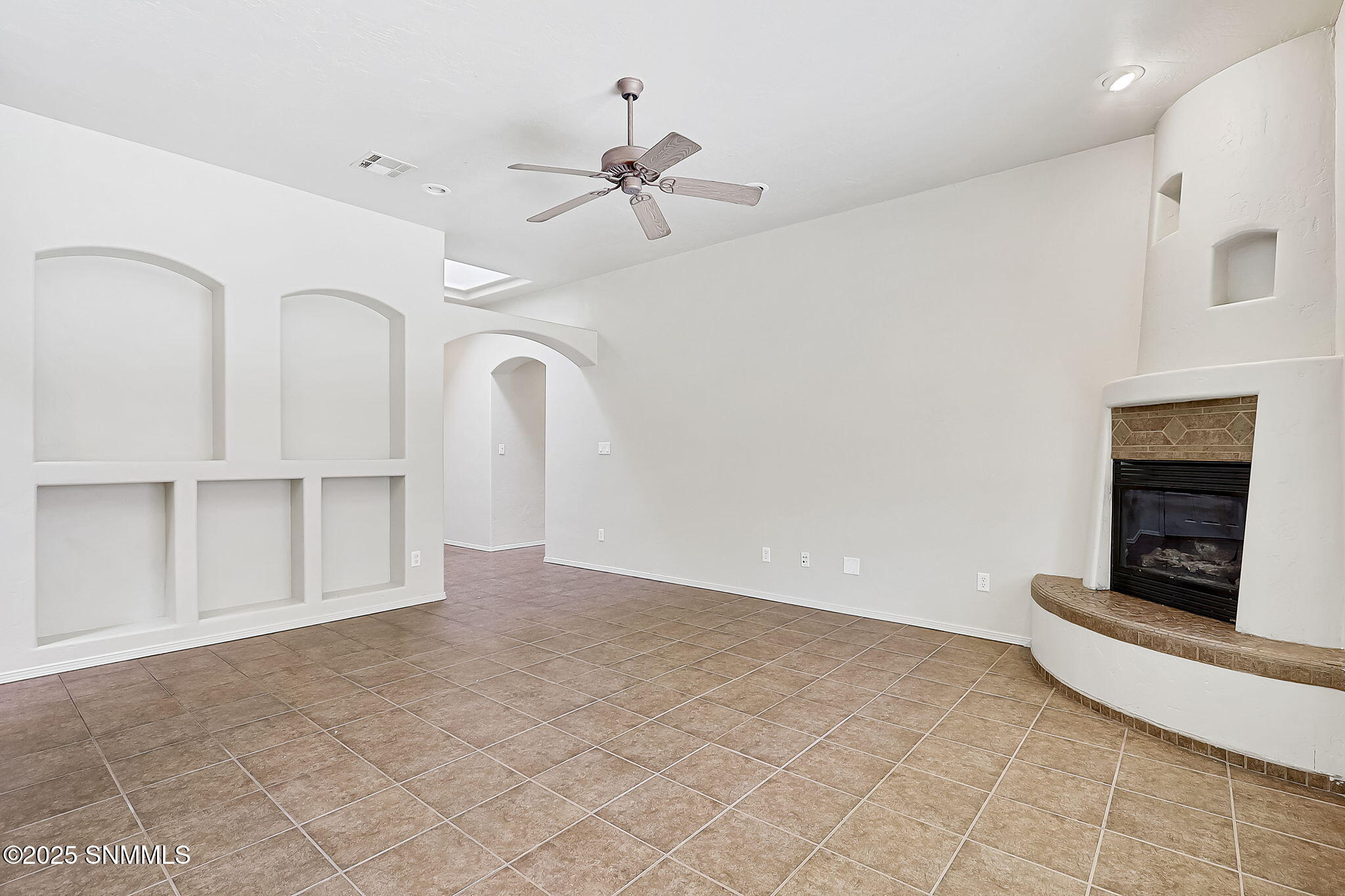 2214 Dakota Drive A Property Photo 6