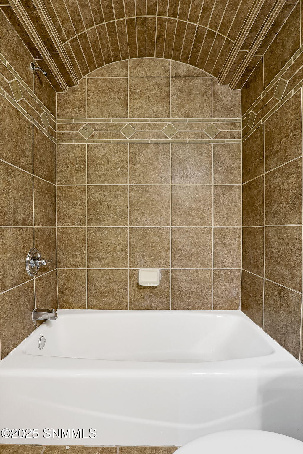 2214 Dakota Drive A Property Photo 19