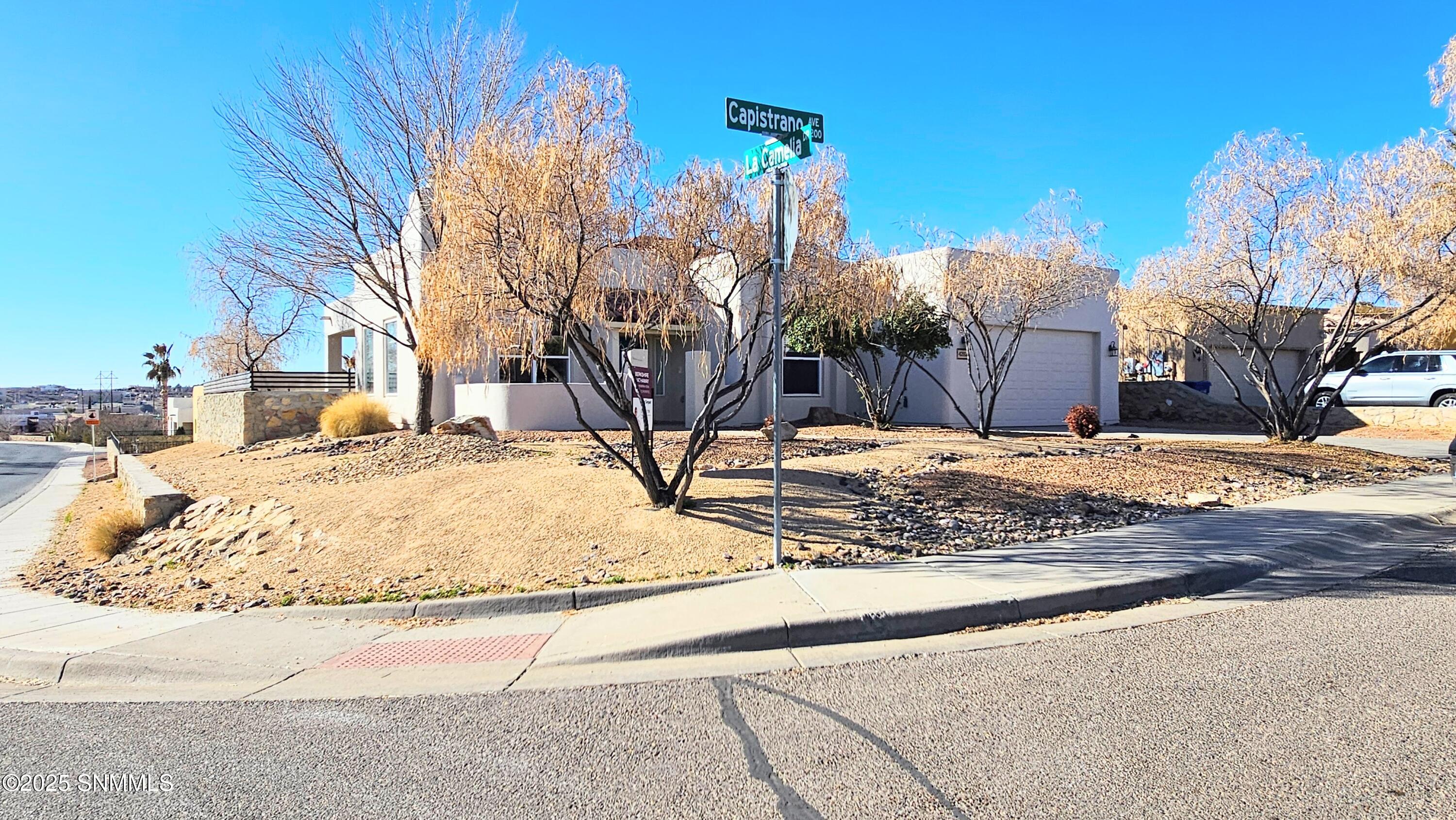 4268 Capistrano Avenue Property Photo 2