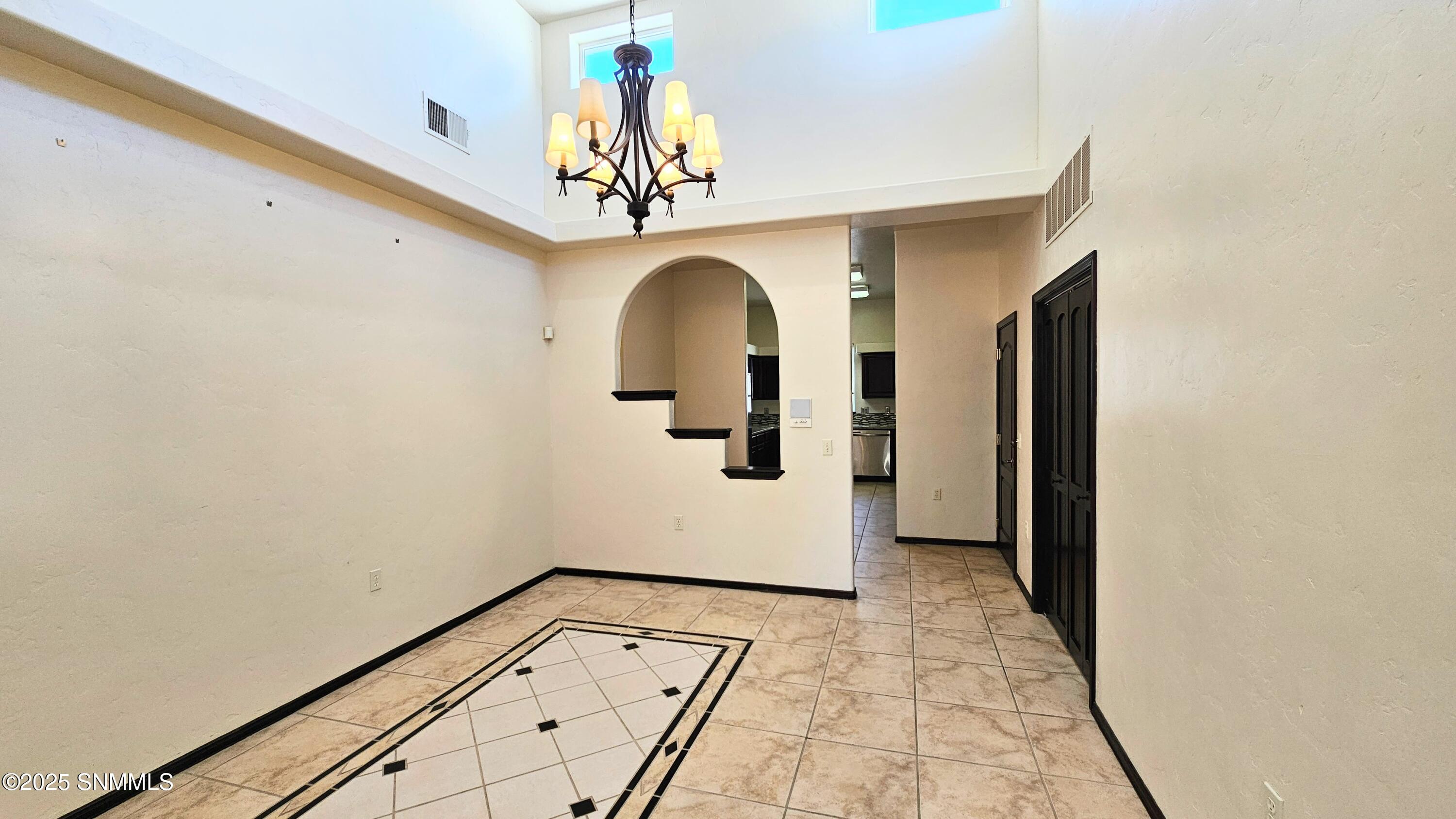 4268 Capistrano Avenue Property Photo 11