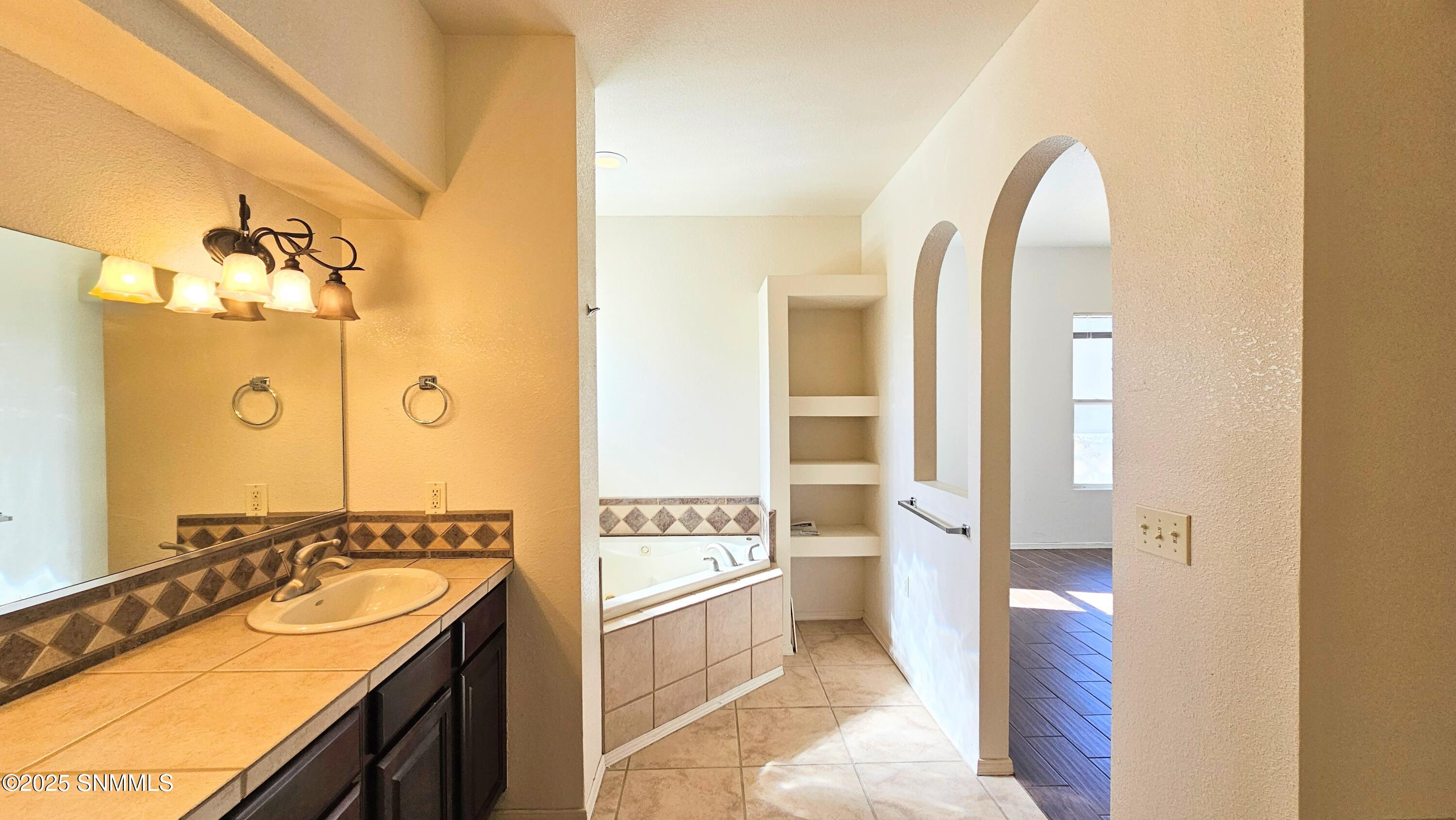 4268 Capistrano Avenue Property Photo 24