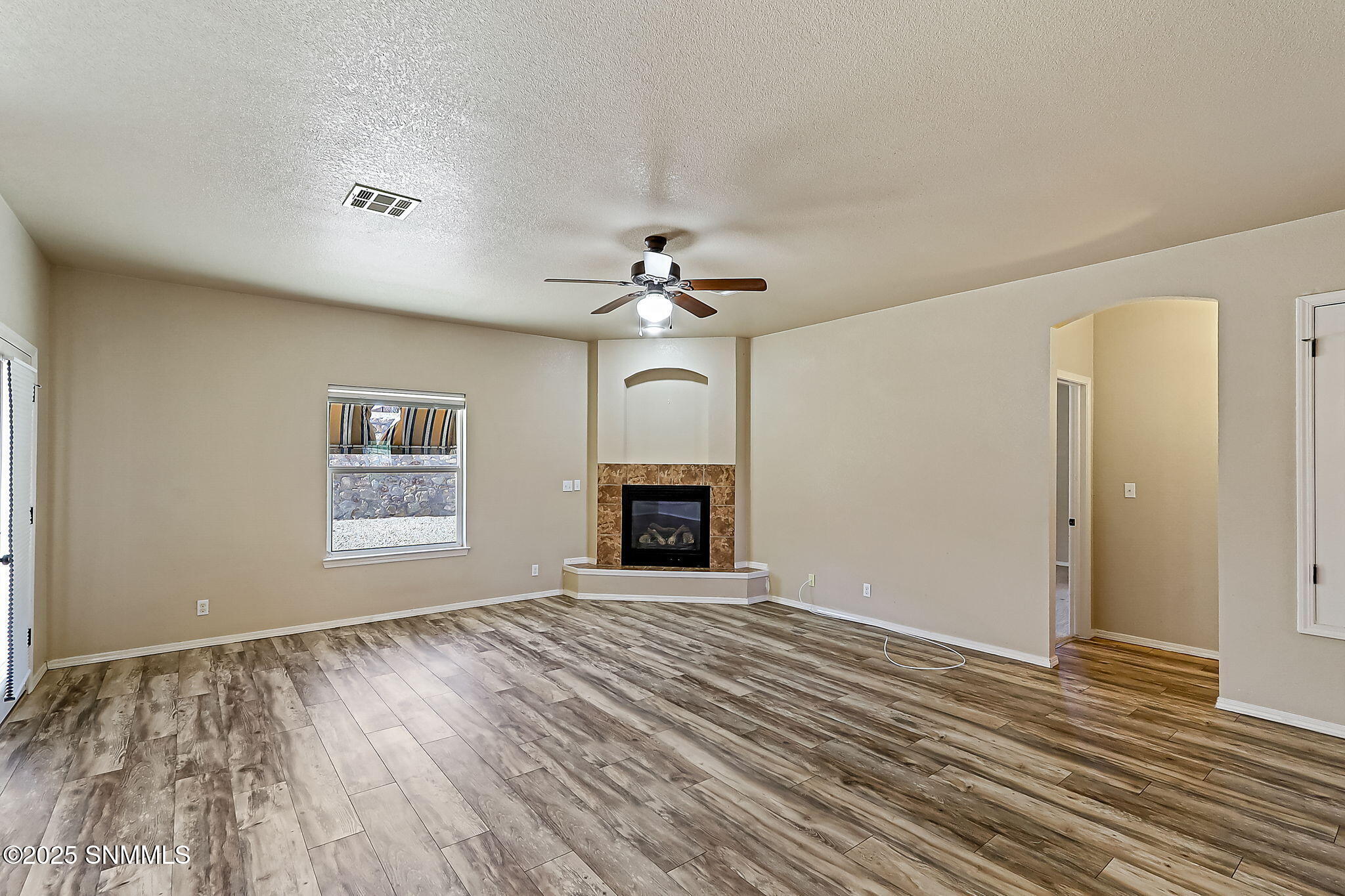 5609 Wales Drive Property Photo 9