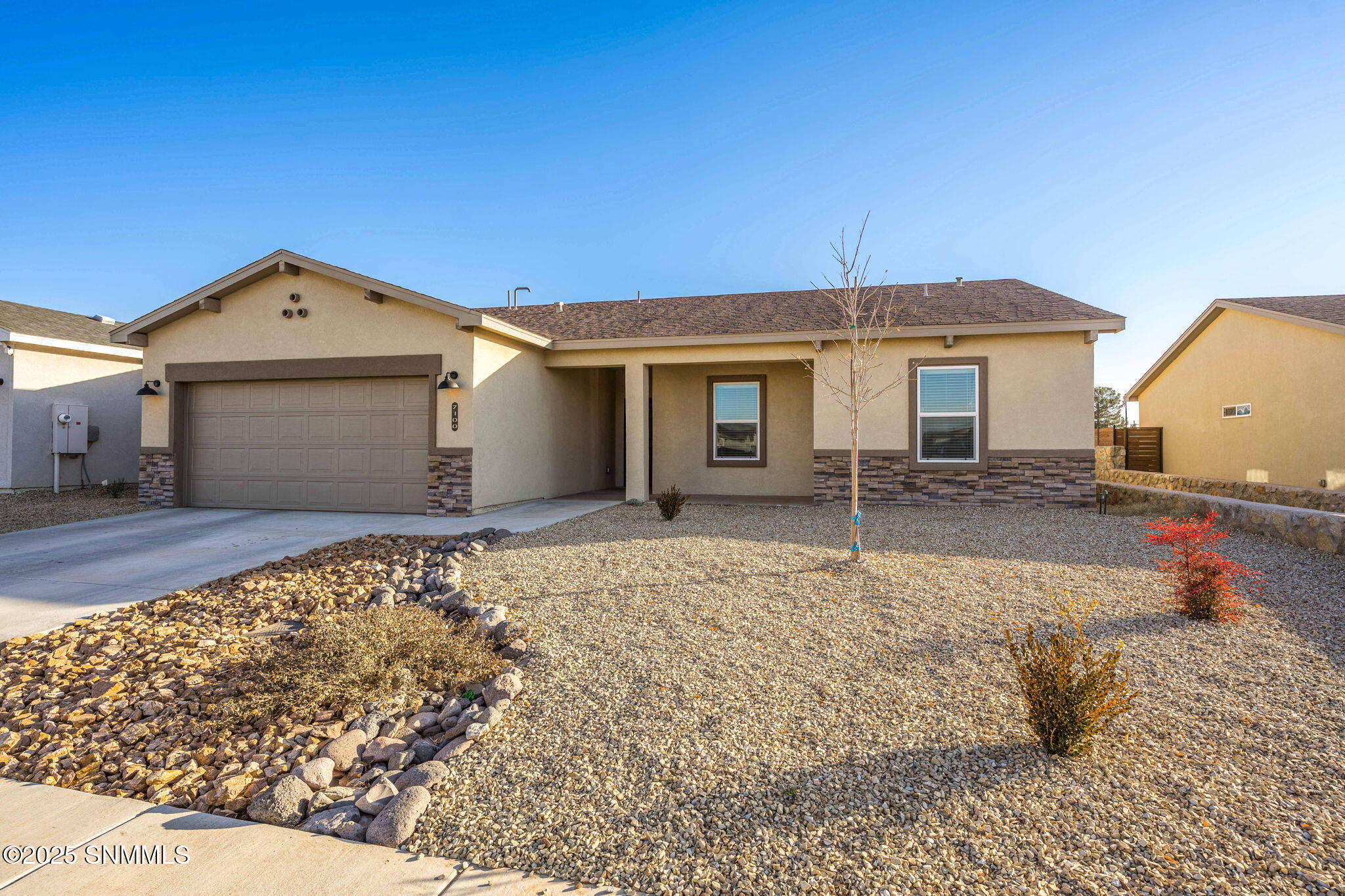 7100 Aretha Way Property Photo 3