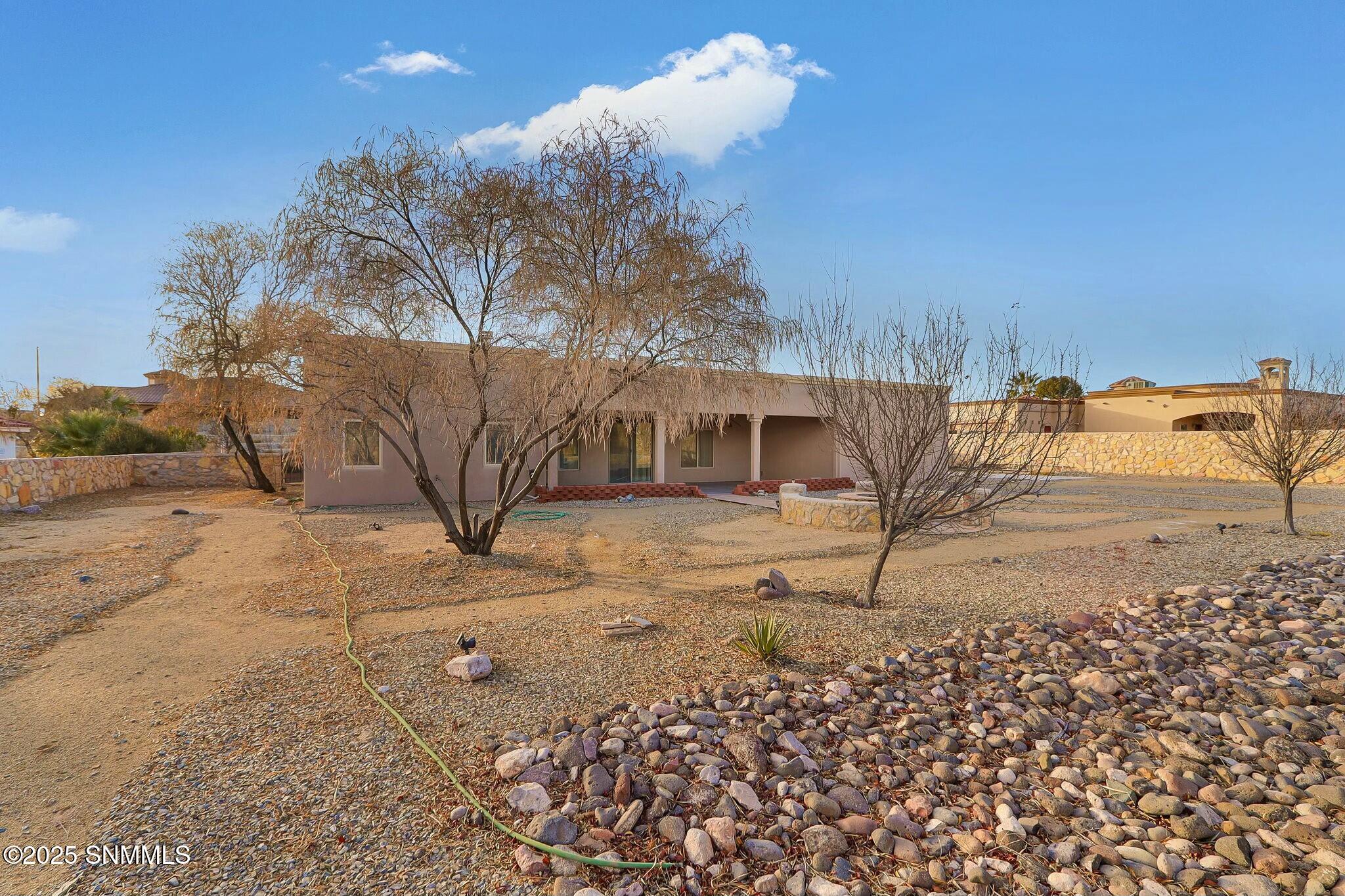 4550 Mesa Rico Drive Property Photo 11