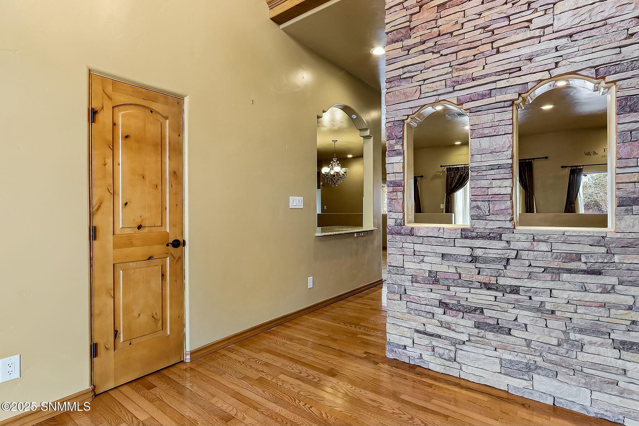 4550 Mesa Rico Drive Property Photo 16