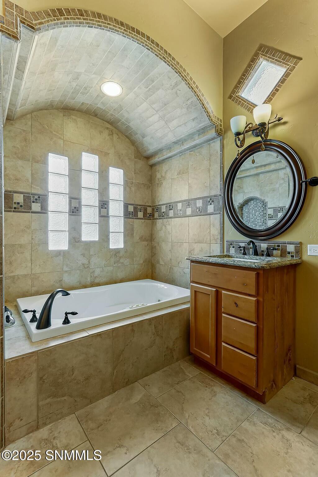 4550 Mesa Rico Drive Property Photo 54