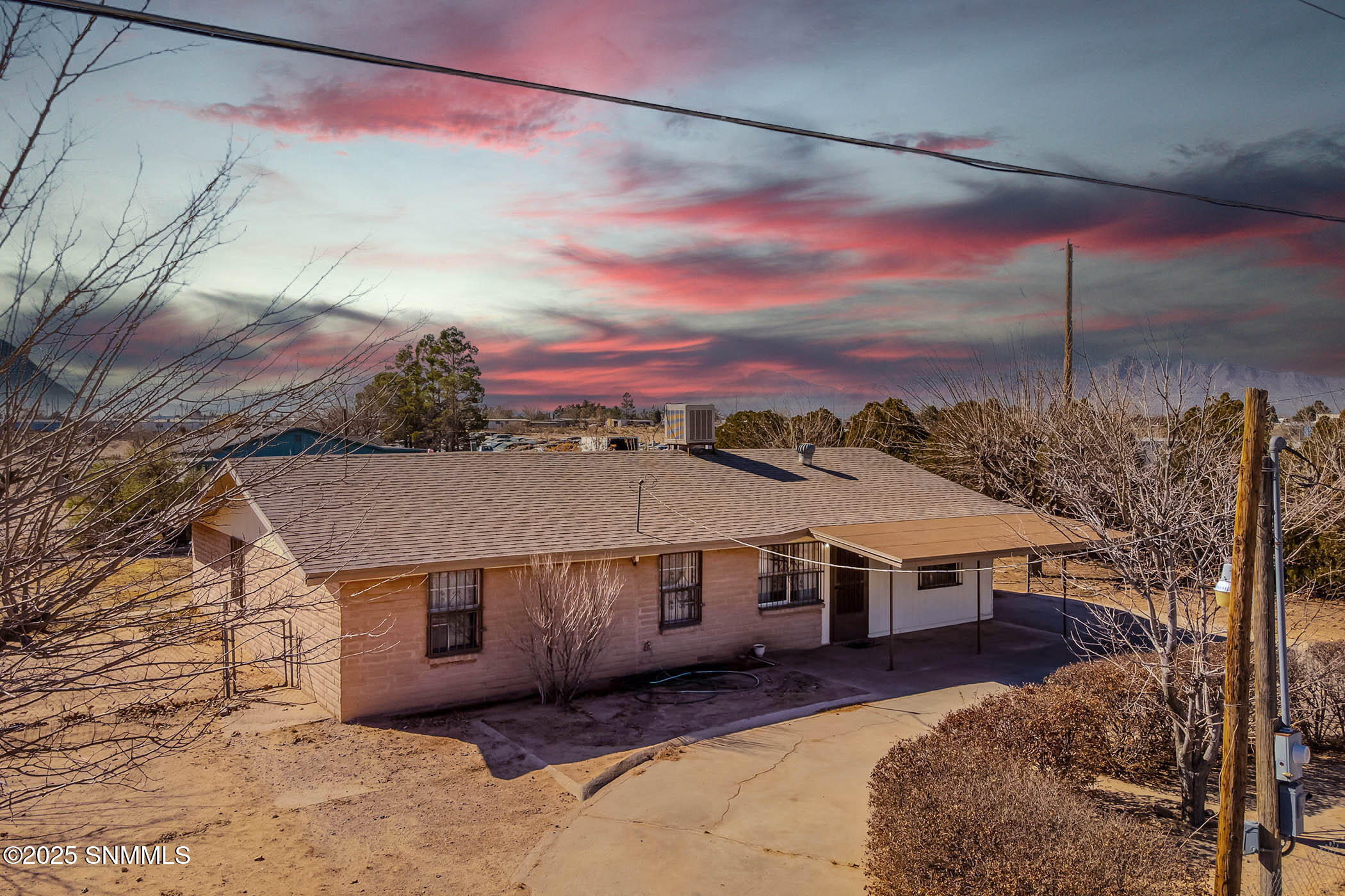 733 El Paseo Drive 1 & 2 Property Photo 5