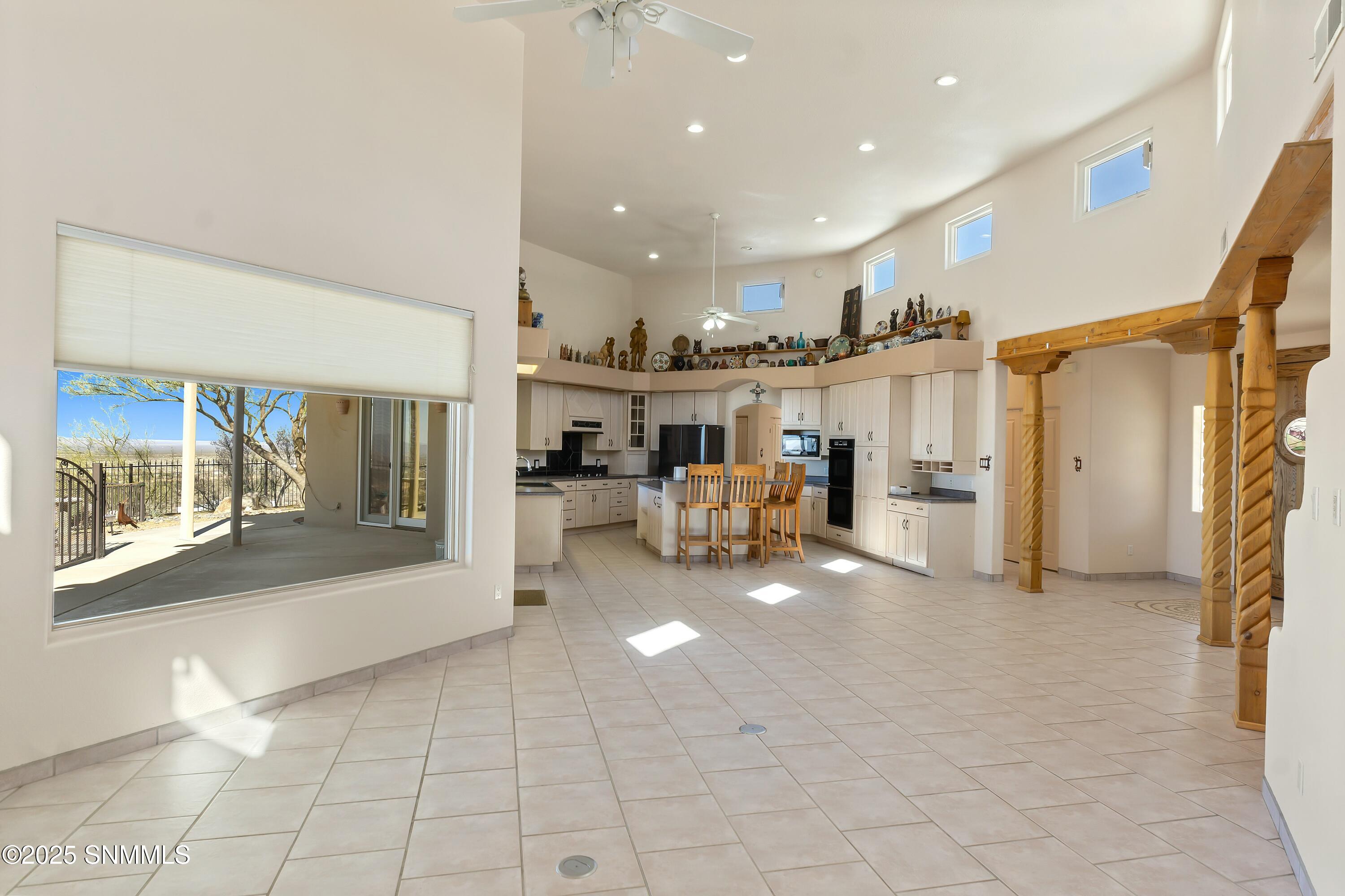 15554 Space Murals Lane Property Photo 20