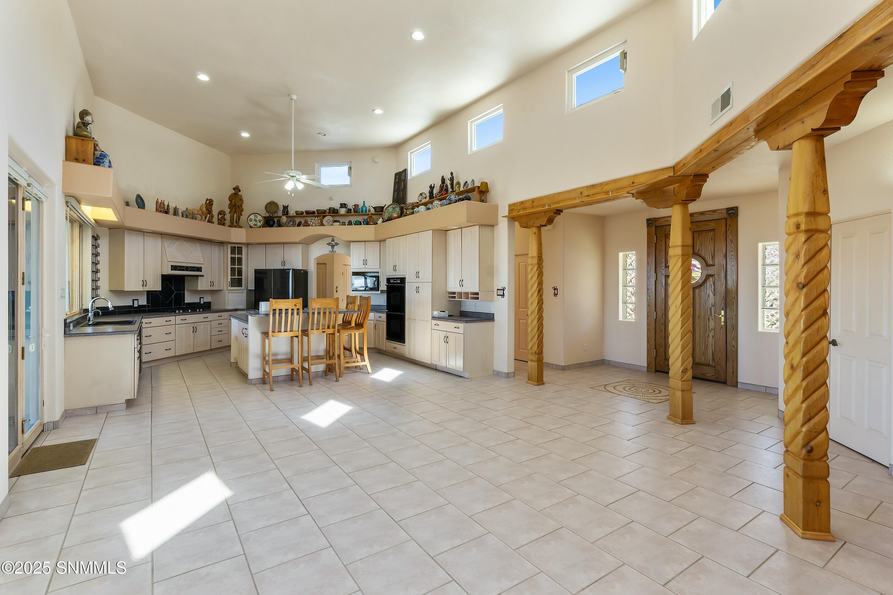 15554 Space Murals Lane Property Photo 21